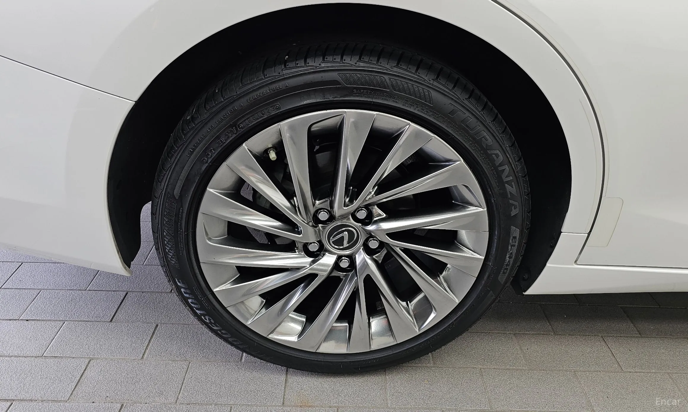 Lexus ES300h 7th Generation превью 5