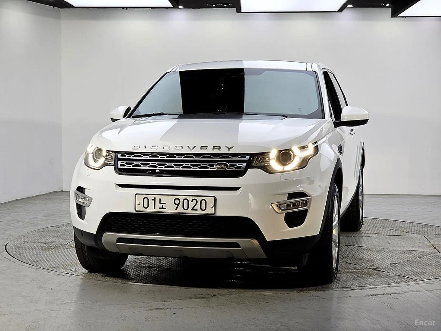 Land Rover Discovery Sports превью 3