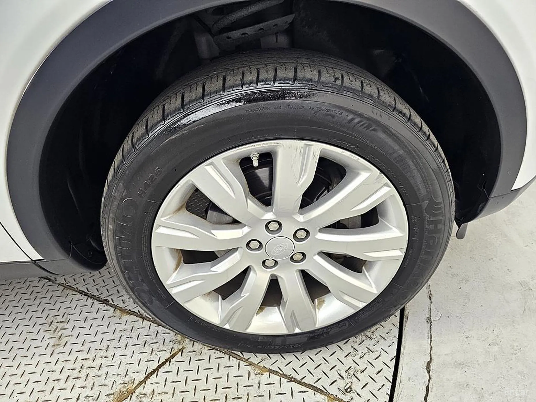 Land Rover Discovery Sports превью 5