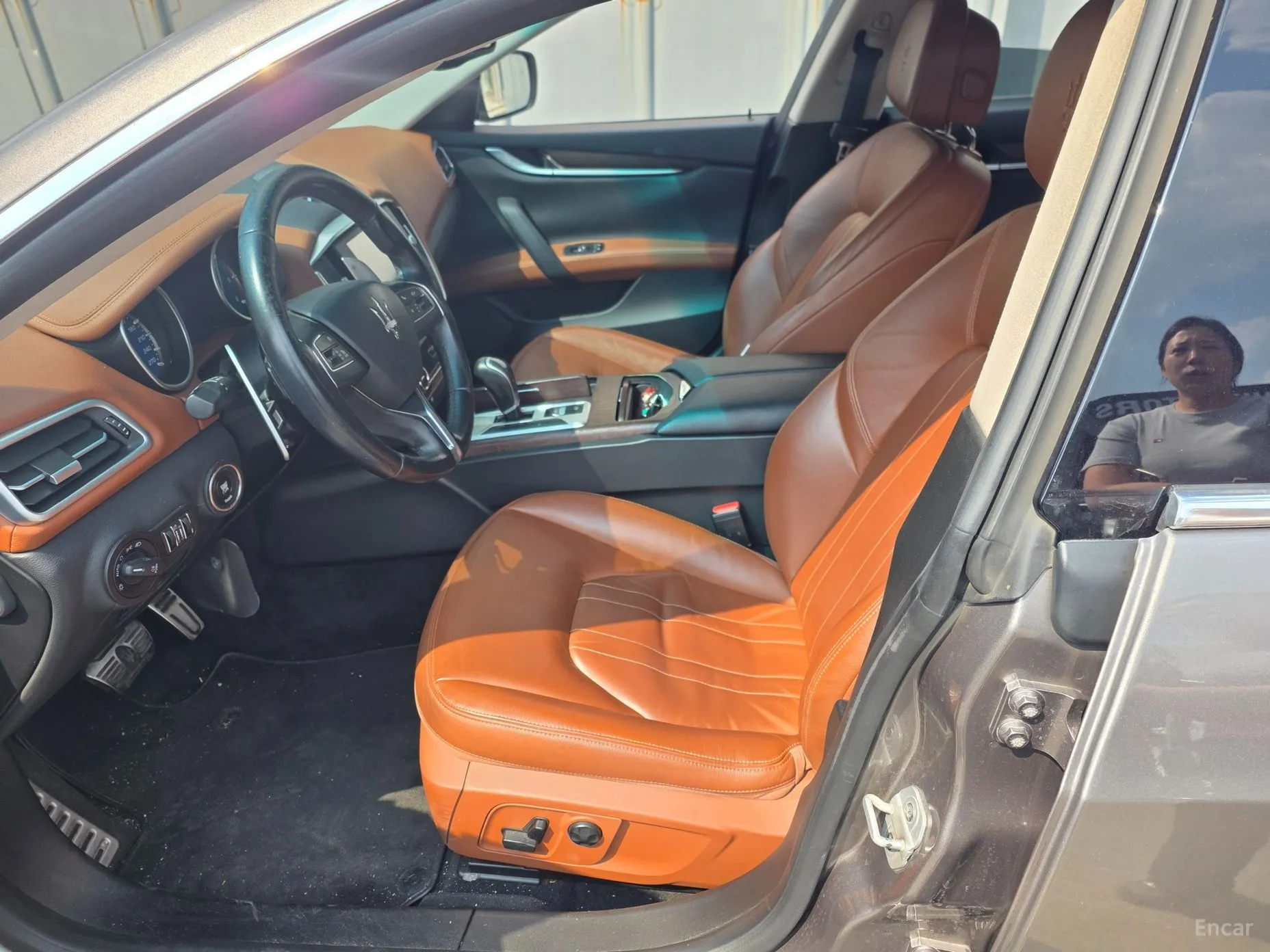 Maserati Ghibli превью 3