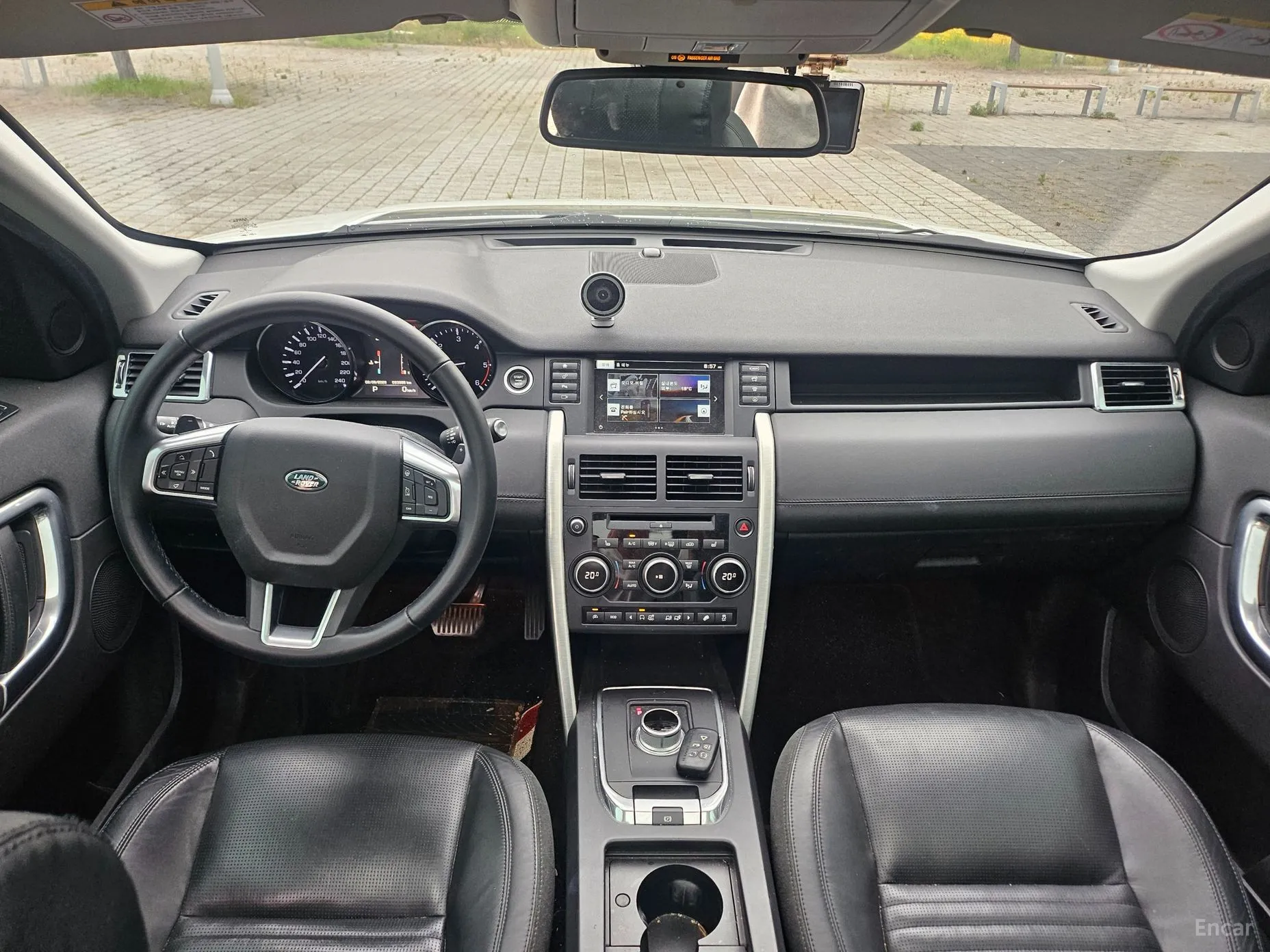 Land Rover Discovery Sports превью 14