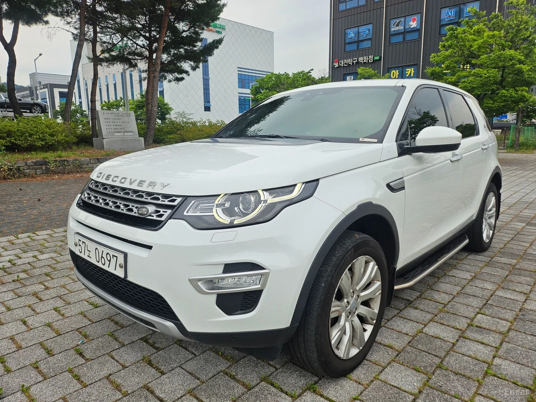 Land Rover Discovery Sports превью 3