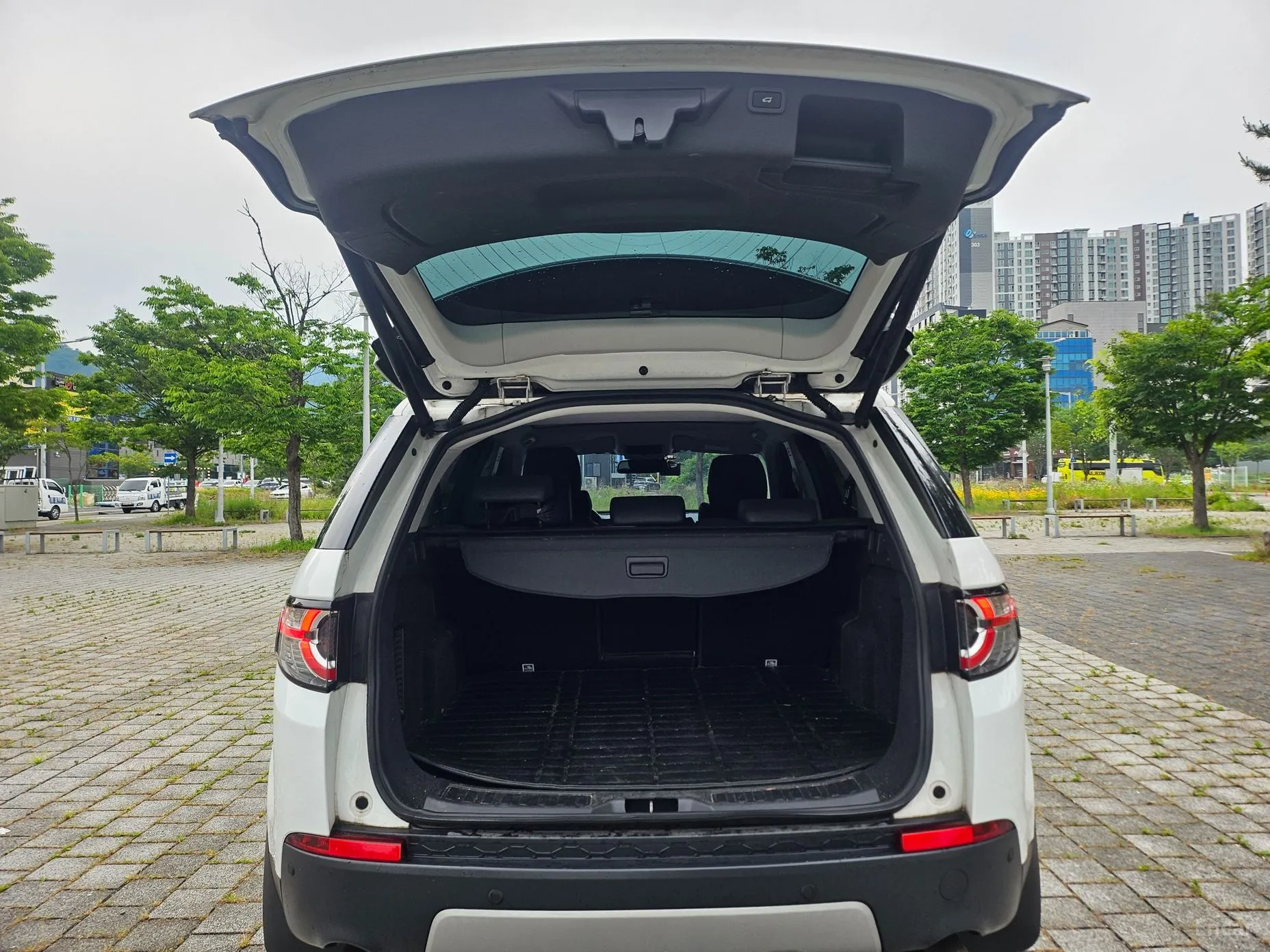 Land Rover Discovery Sports превью 8