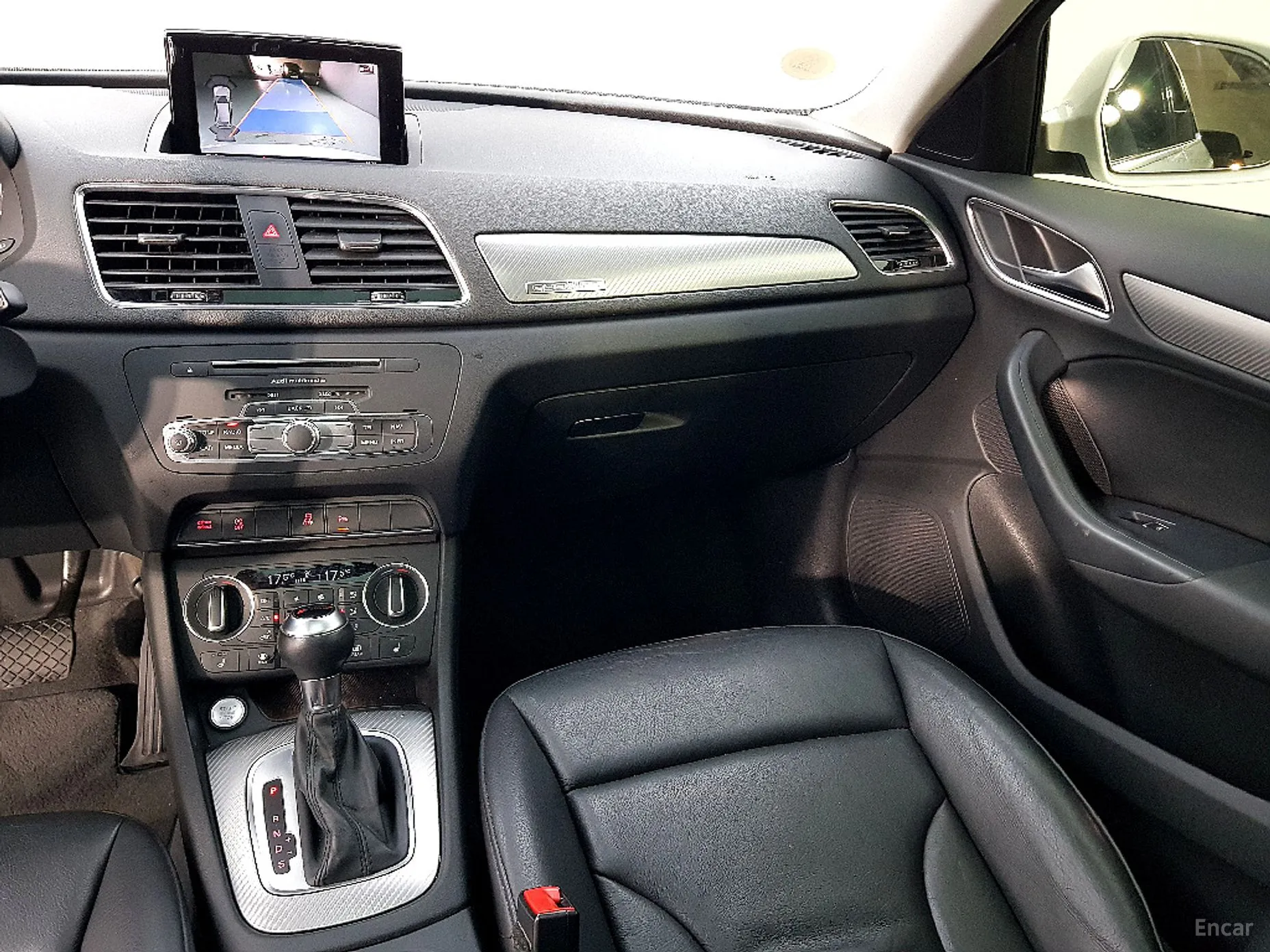 Audi Q3 превью 10
