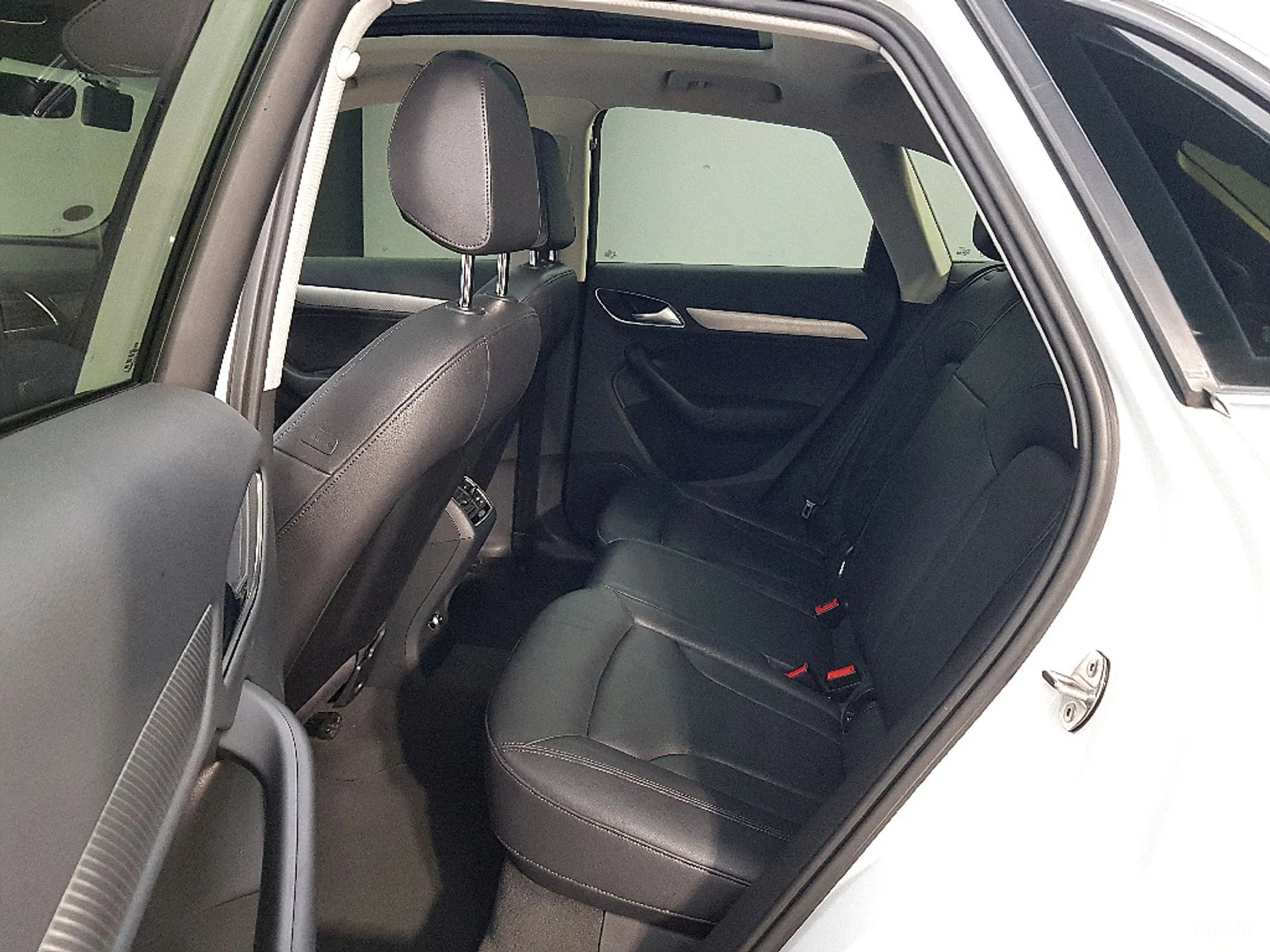 Audi Q3 превью 9