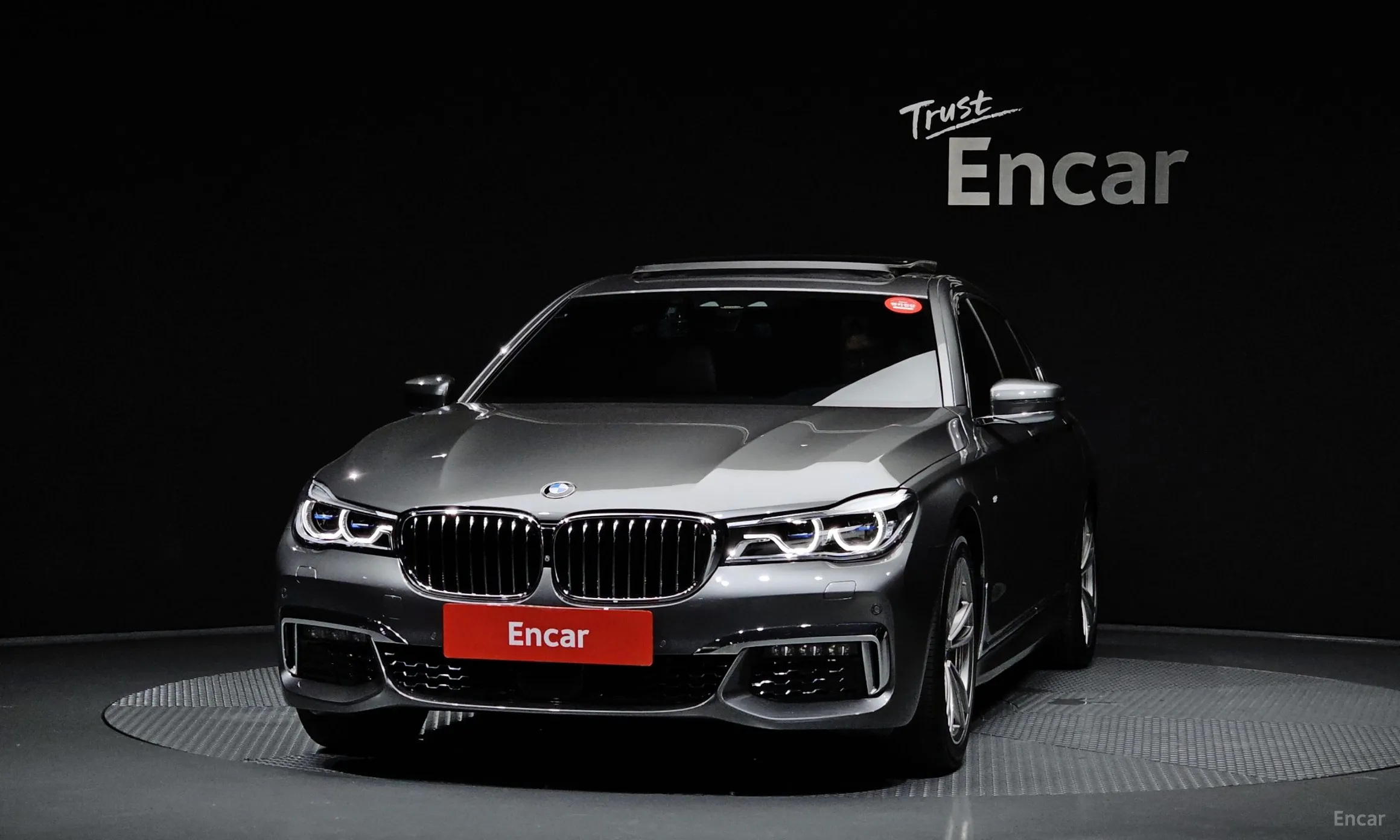 BMW 7 Series (G11) превью 3
