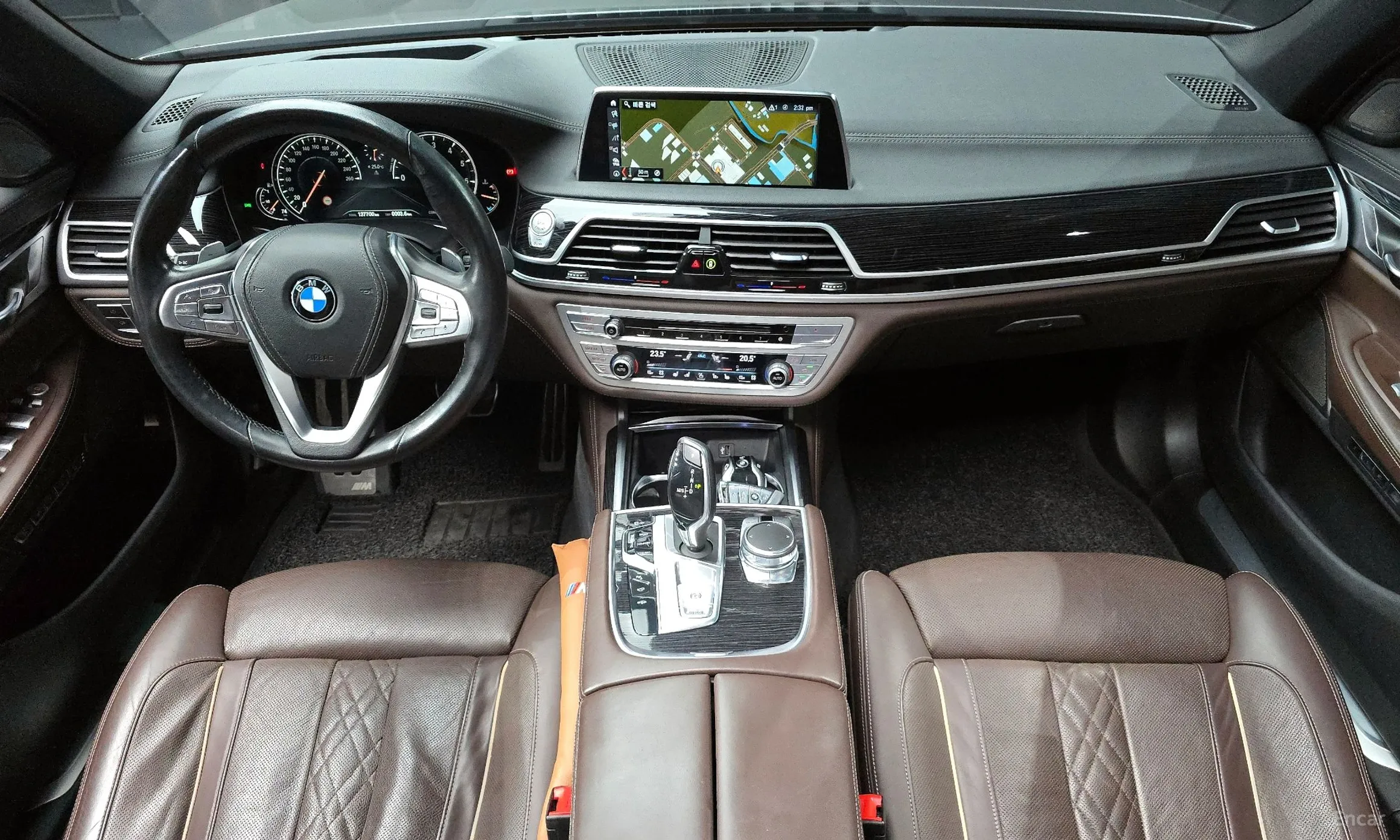 BMW 7 Series (G11) превью 7