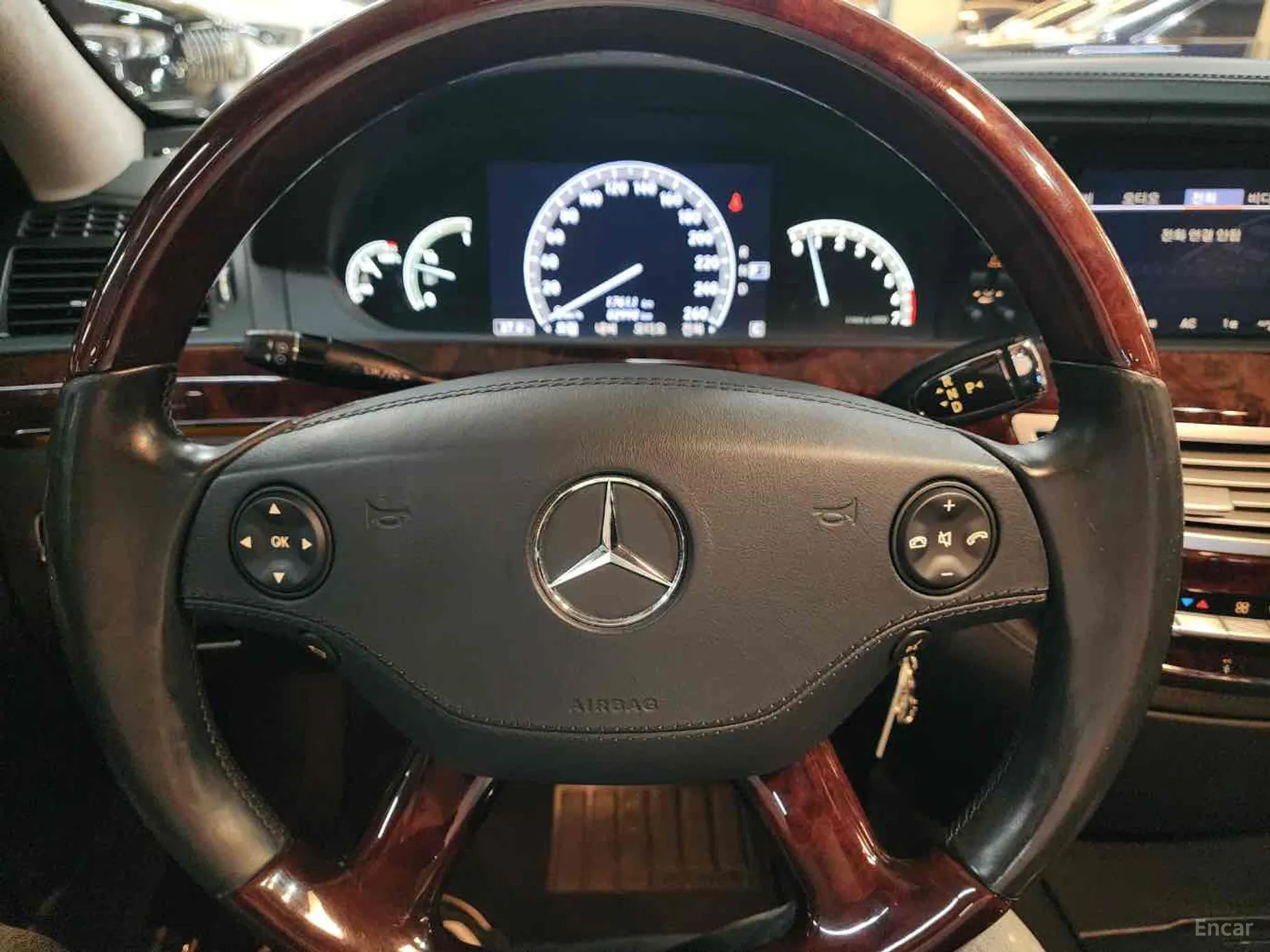 Mercedes Benz S-Class W221 превью 12