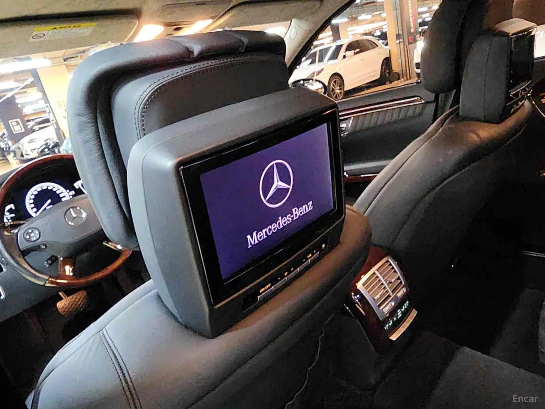 Mercedes Benz S-Class W221 превью 17