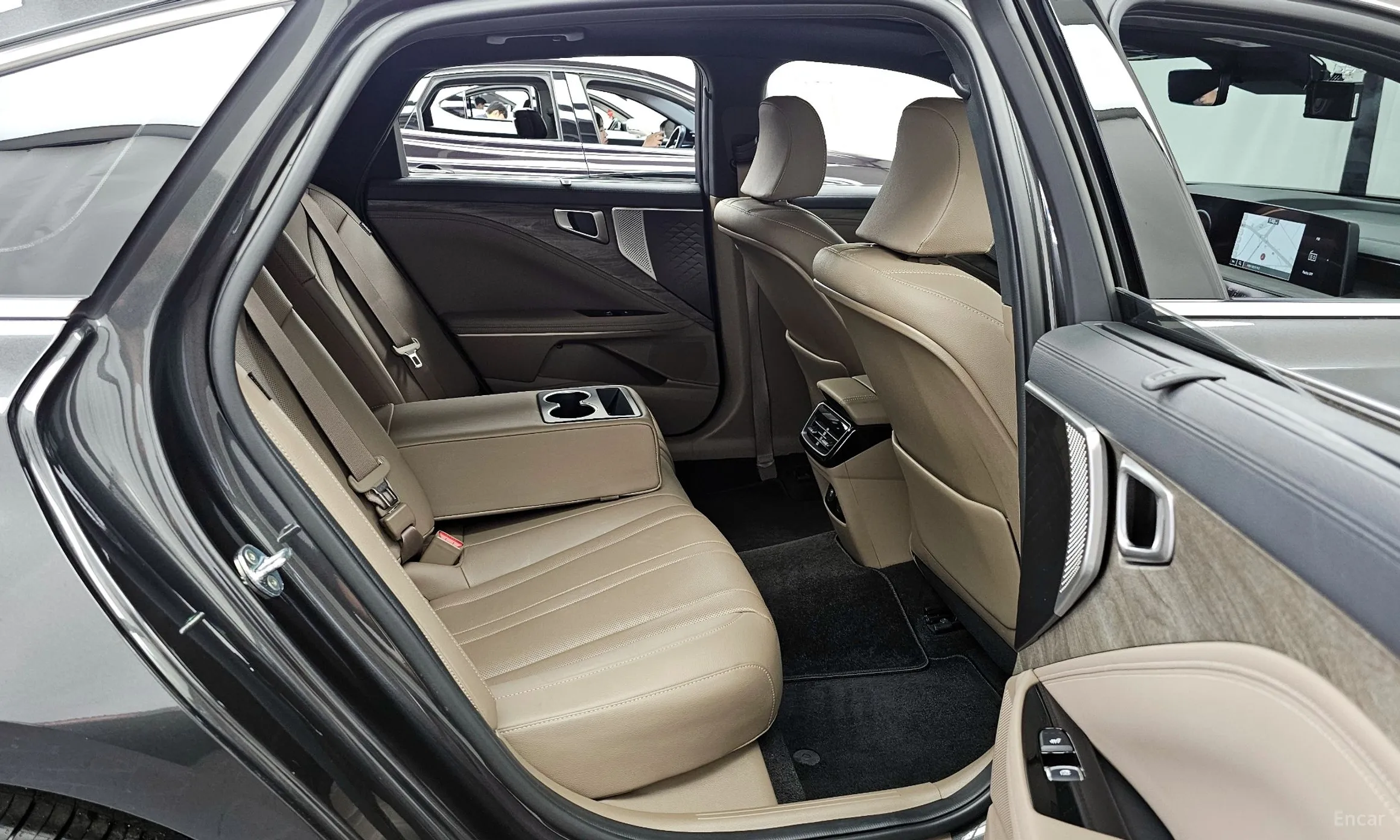 Kia K8 превью 12