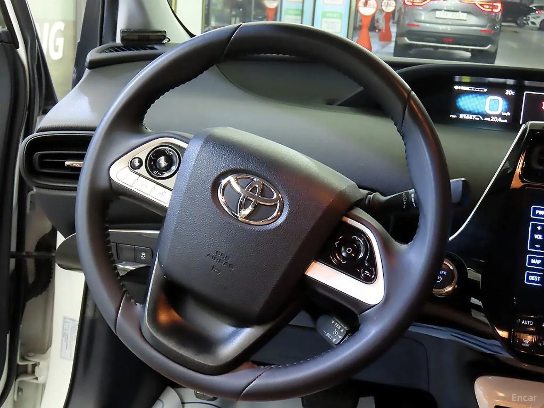 Toyota Prius 4th Generation превью 7