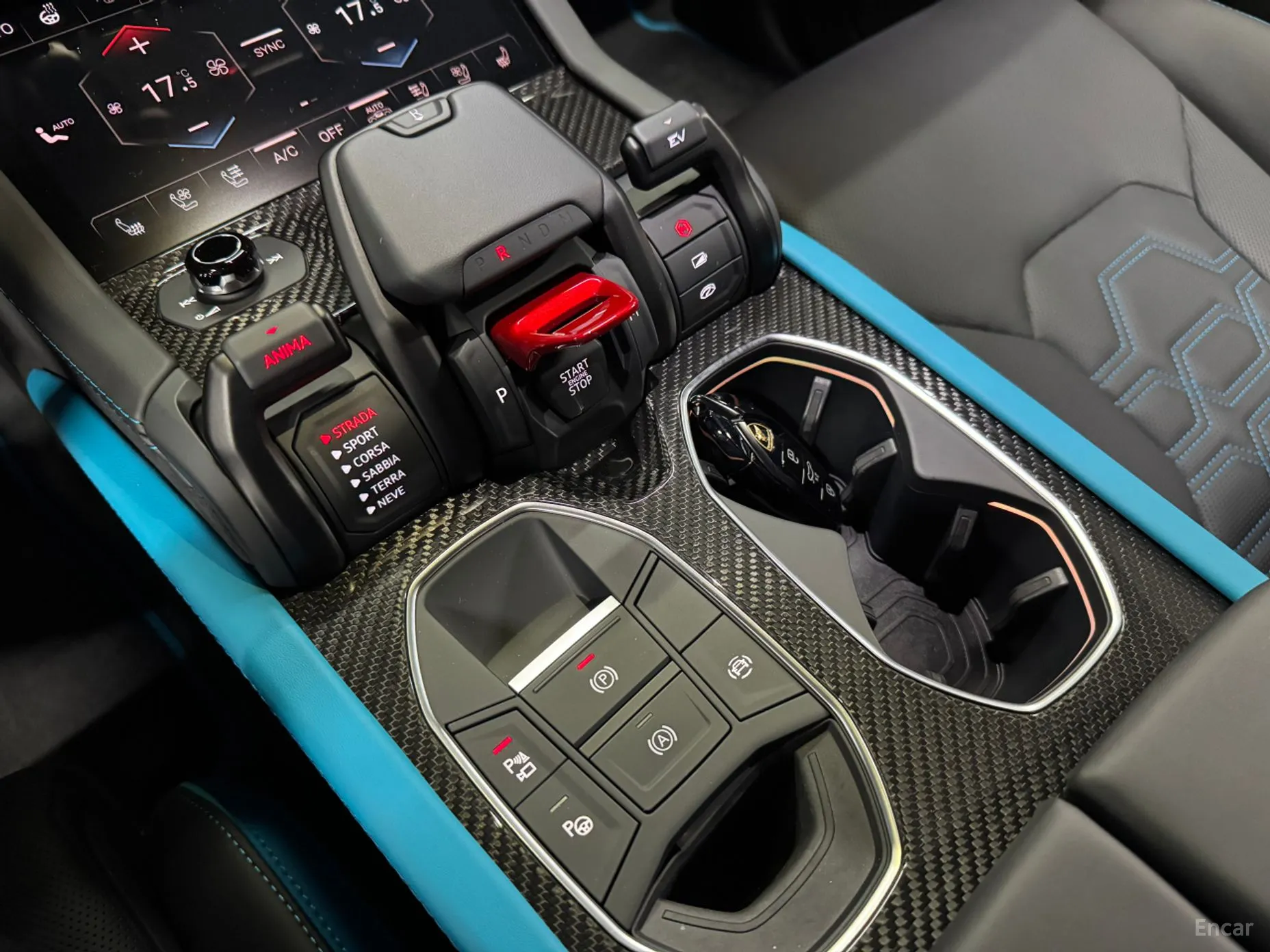 Lamborghini Urus превью 9