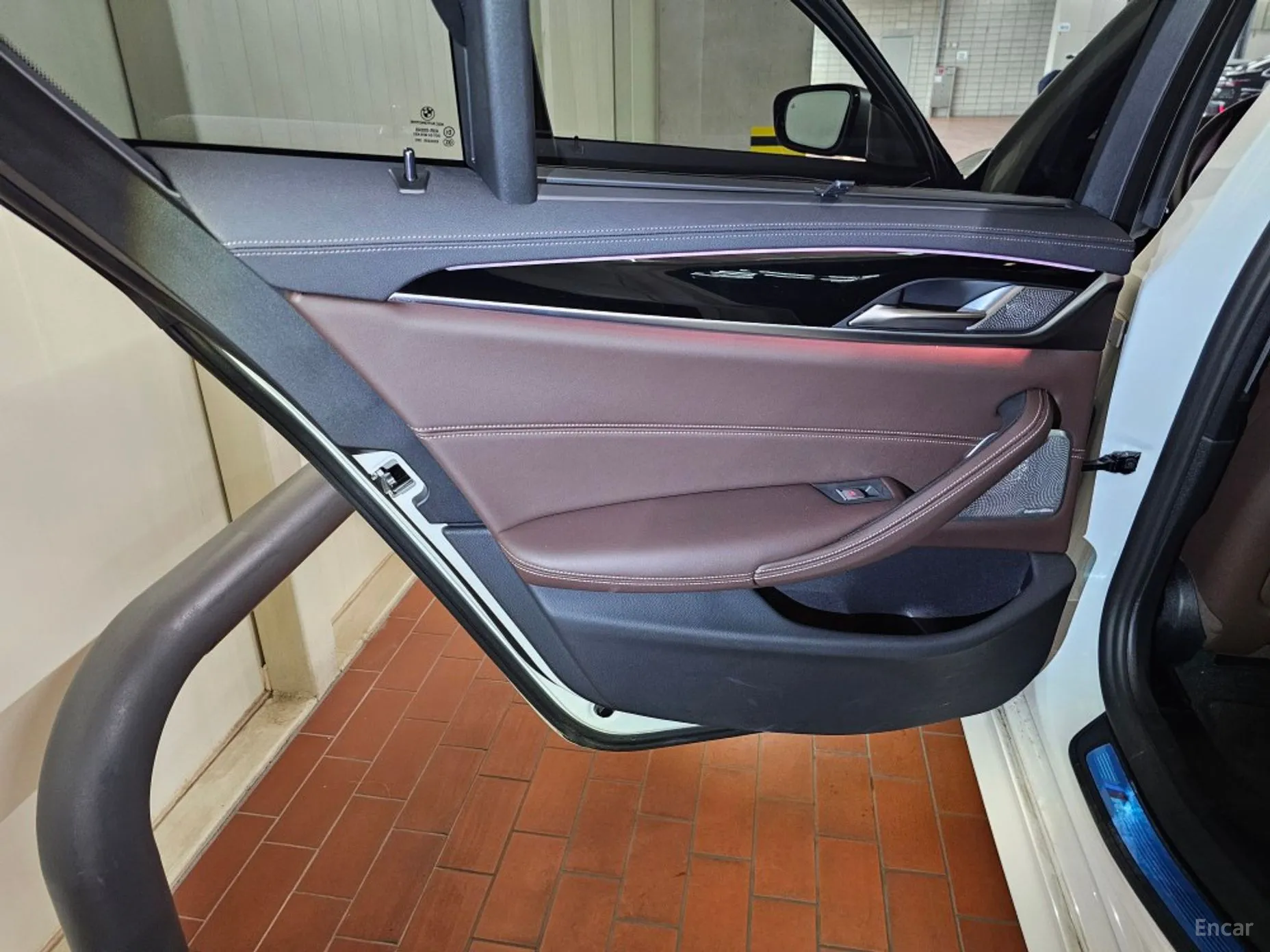 BMW 5 Series (G30) превью 5