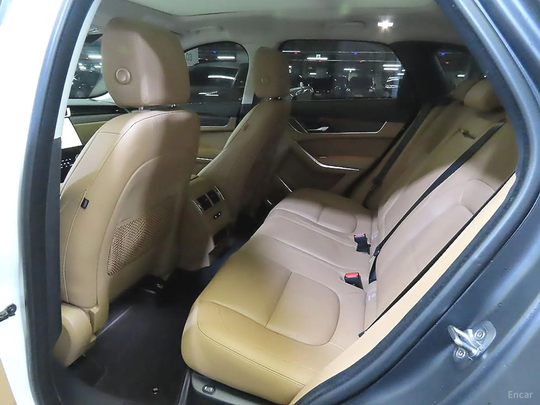 Jaguar F-PACE превью 7