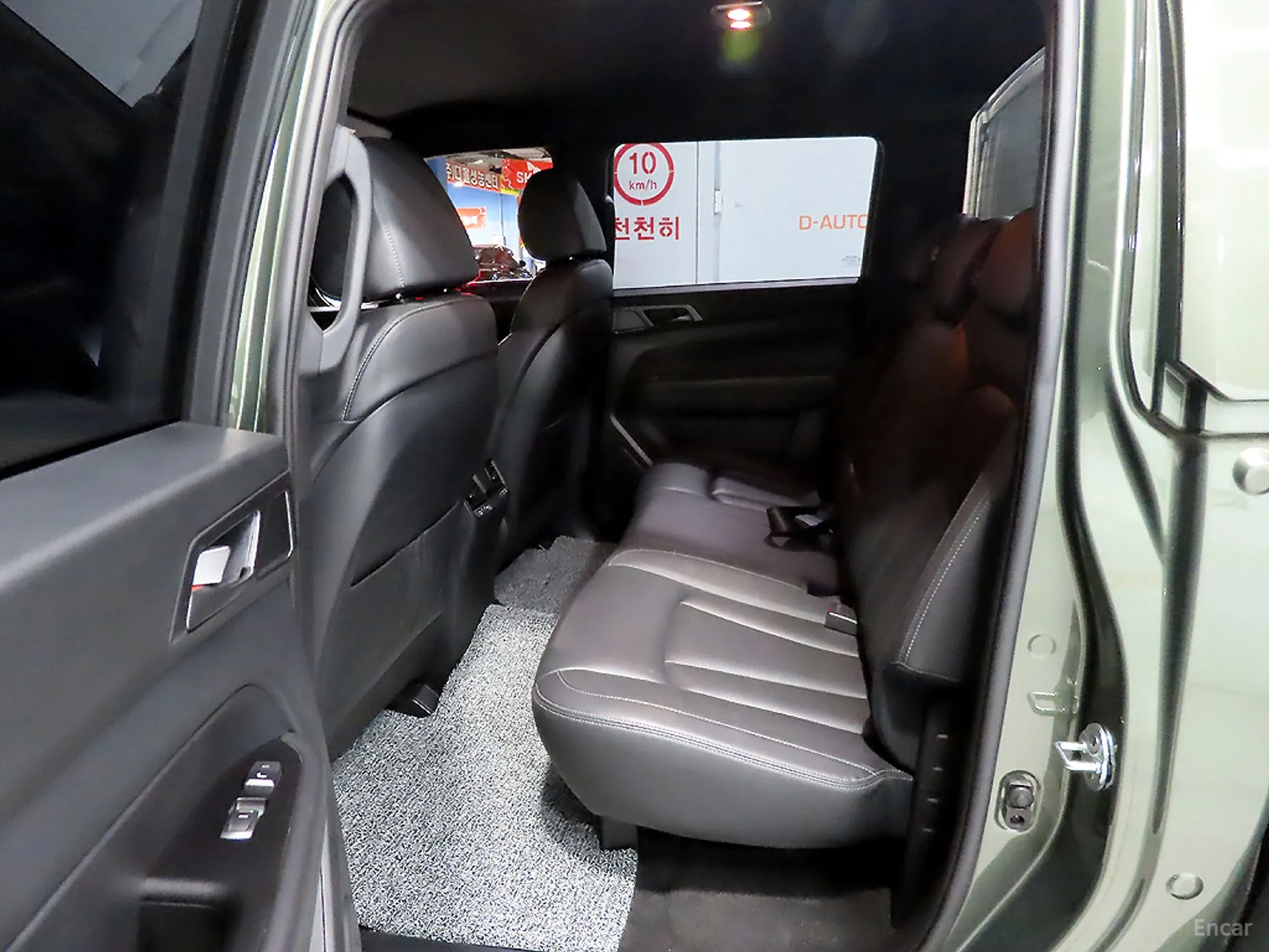 KG Mobility (SsangYong) Rexton Sports превью 10