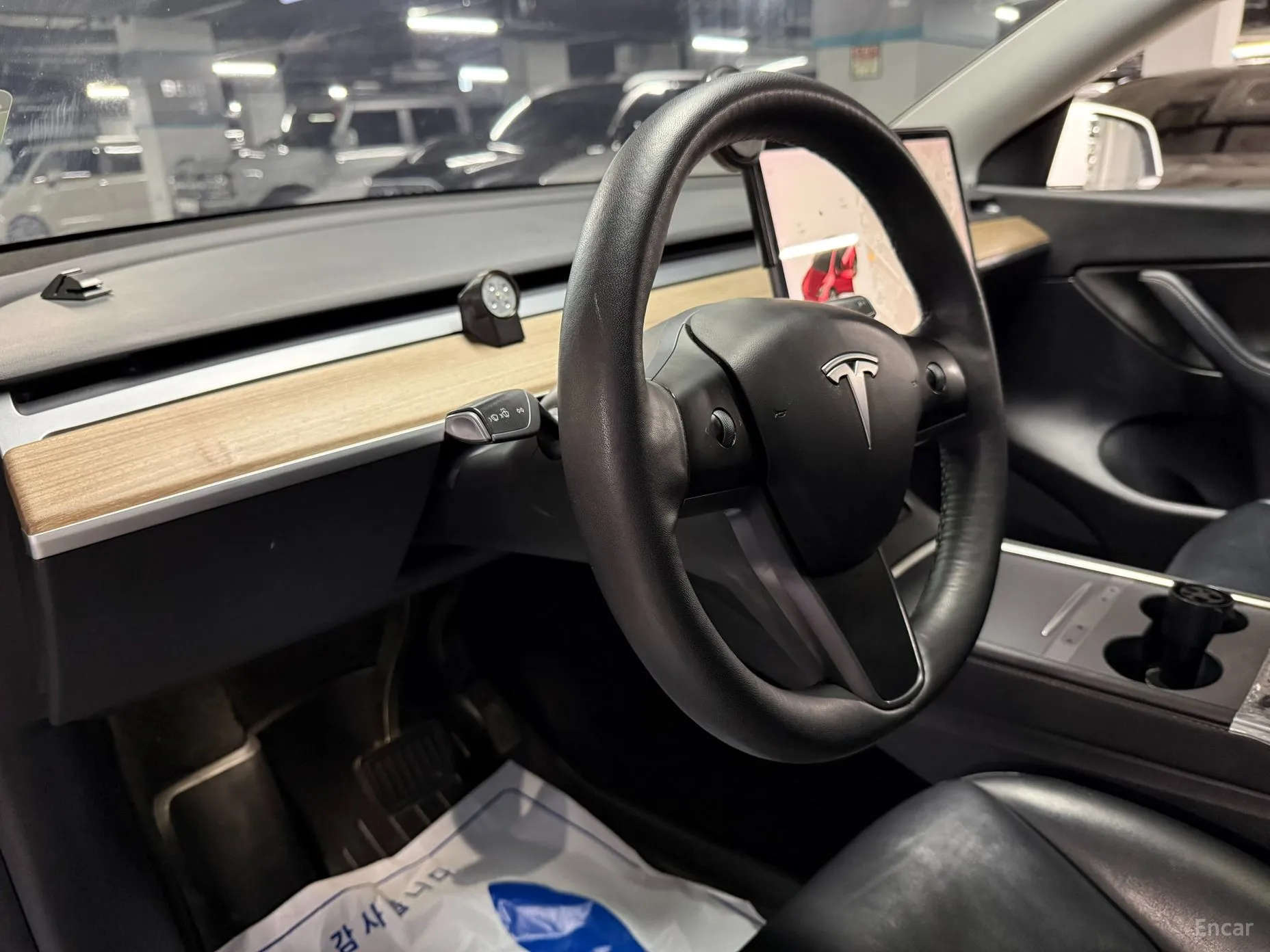 Tesla Model Y превью 12