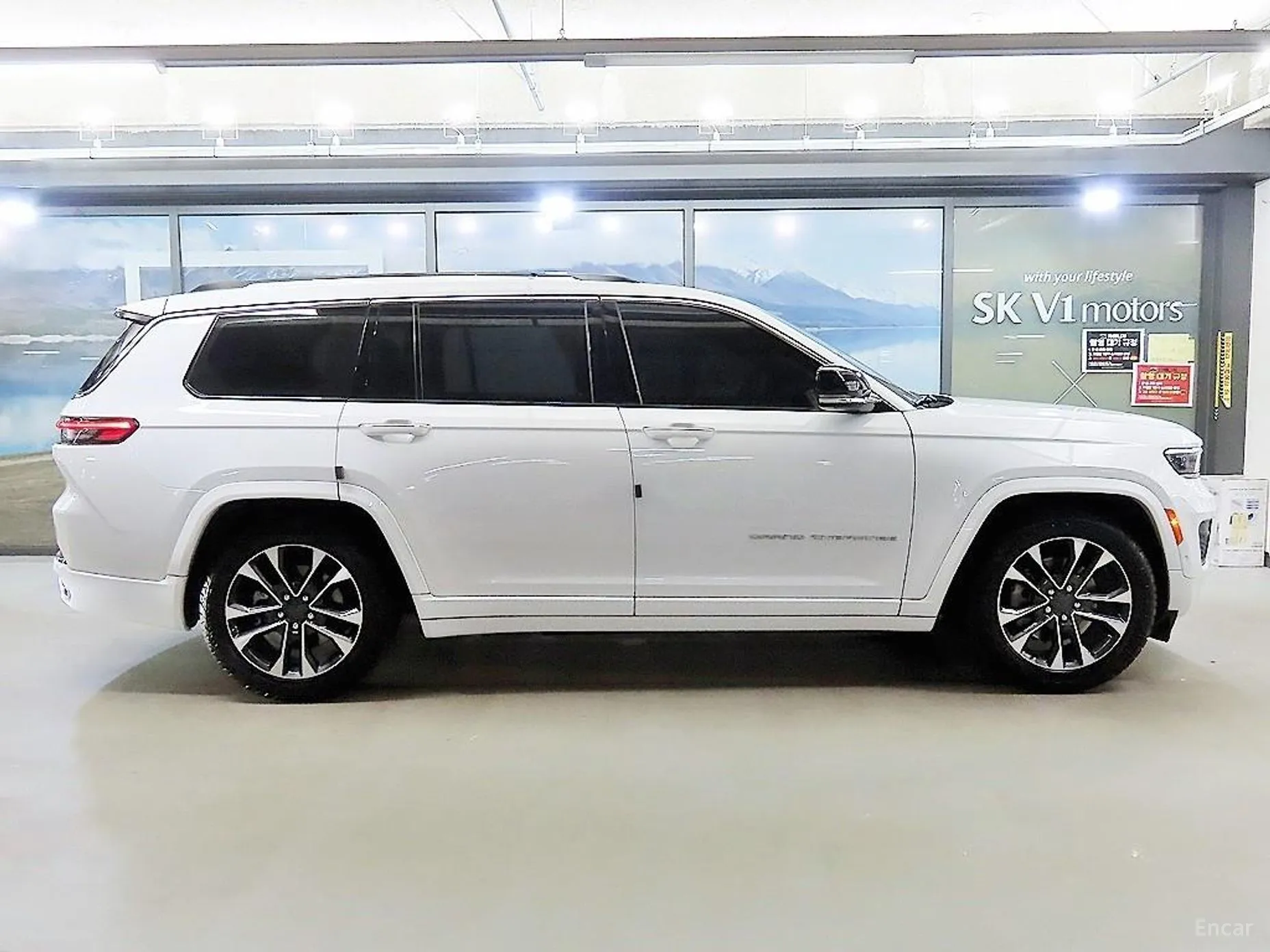 Jeep Grand Cherokee (WL) превью 3