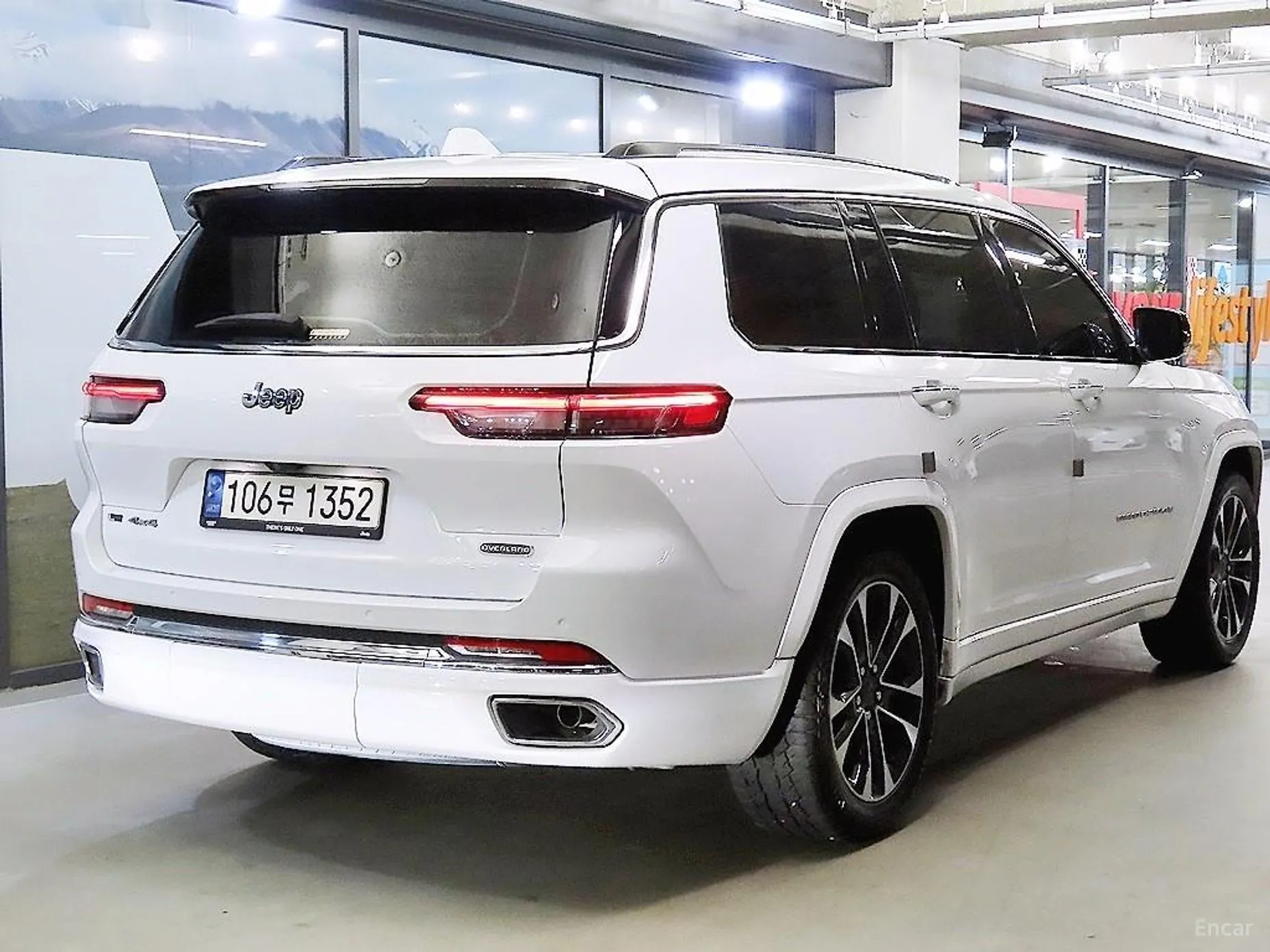 Jeep Grand Cherokee (WL) превью 4
