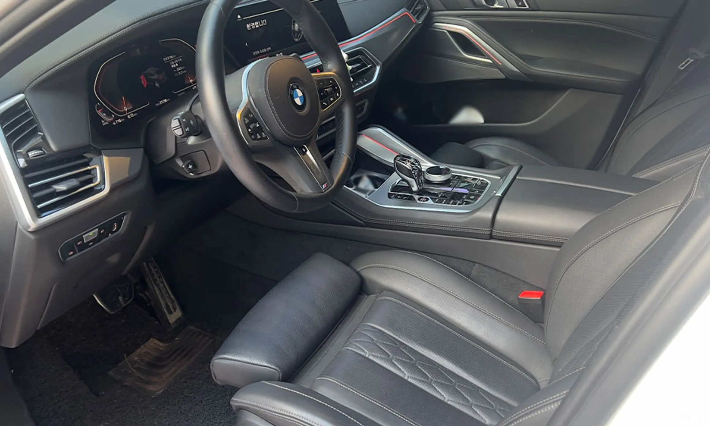 BMW X6 (G06) превью 10