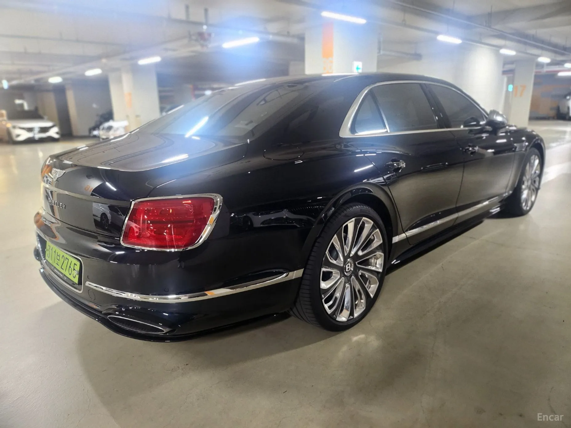 Bentley Flying Spur 4th Generation превью 13