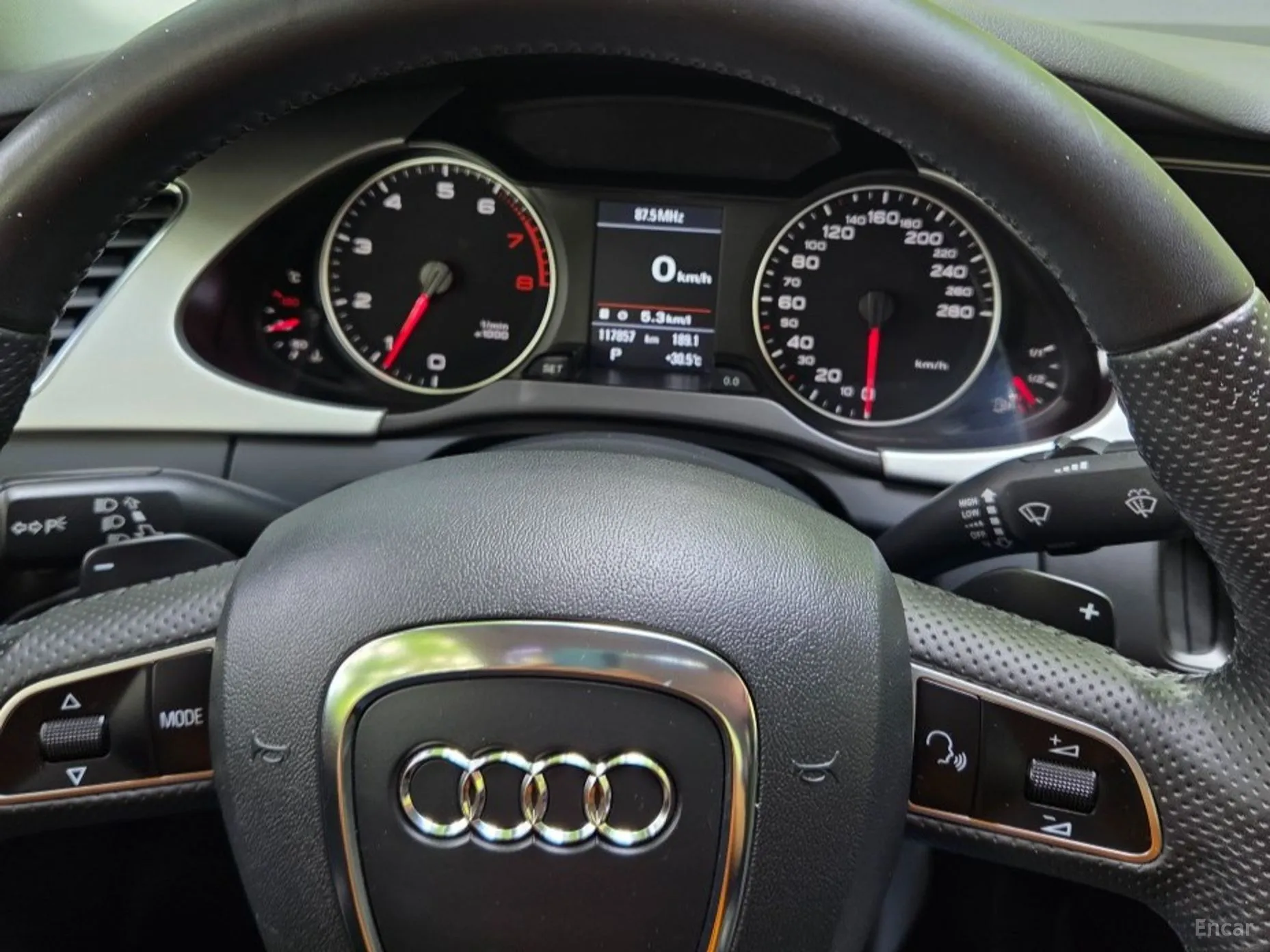Audi New A4 превью 8
