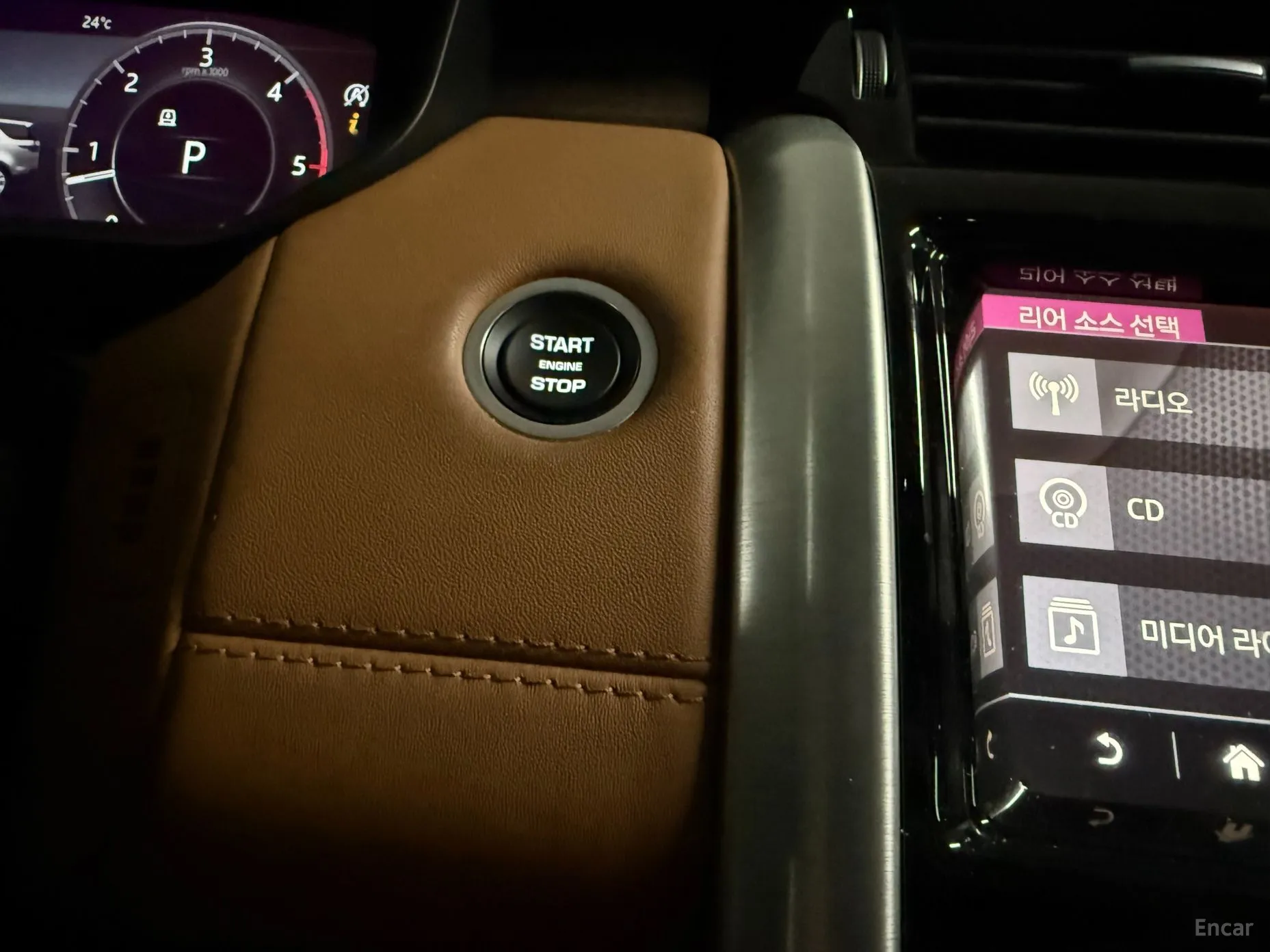 Land Rover Discovery 5 превью 16