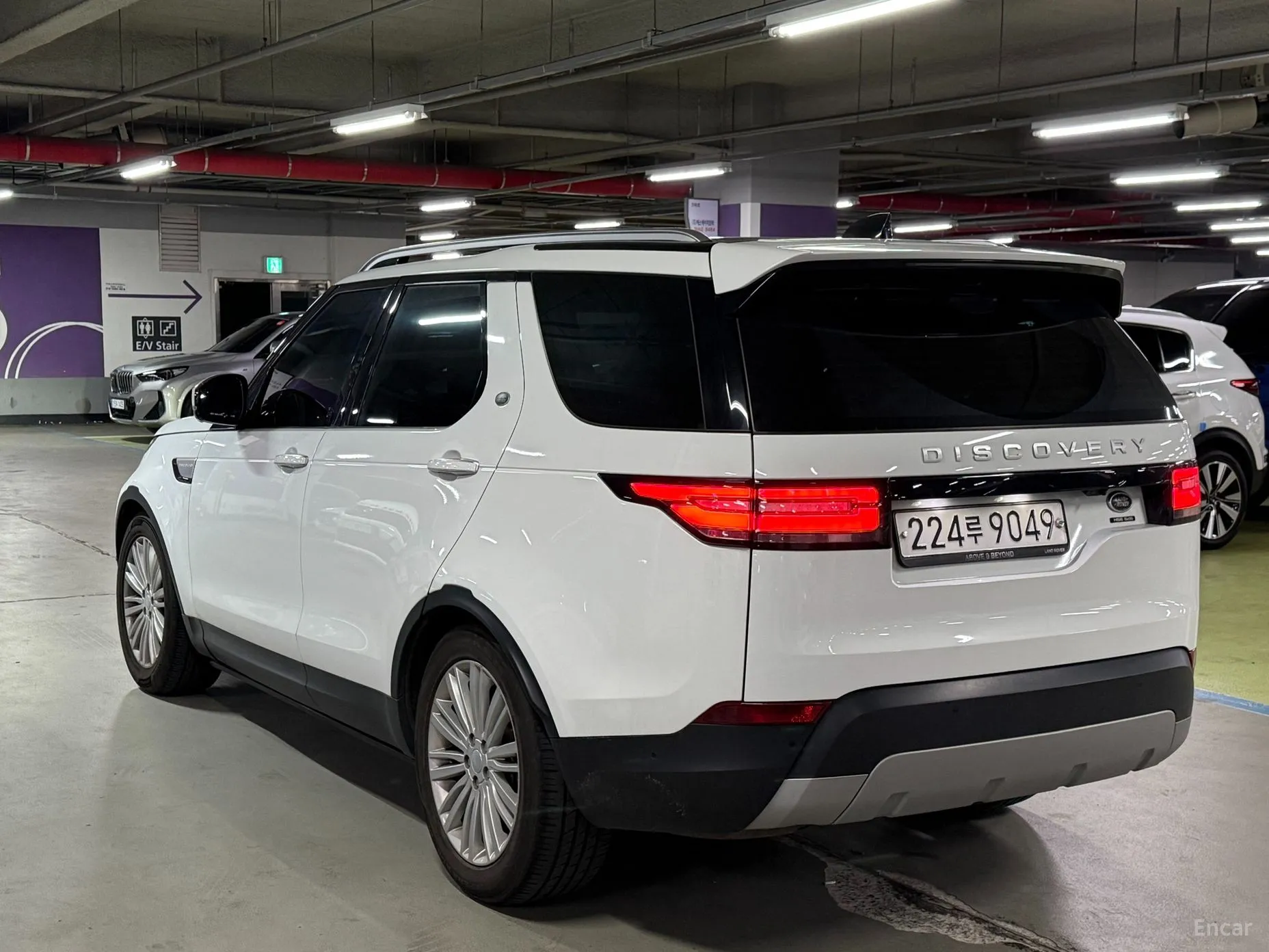 Land Rover Discovery 5 превью 4