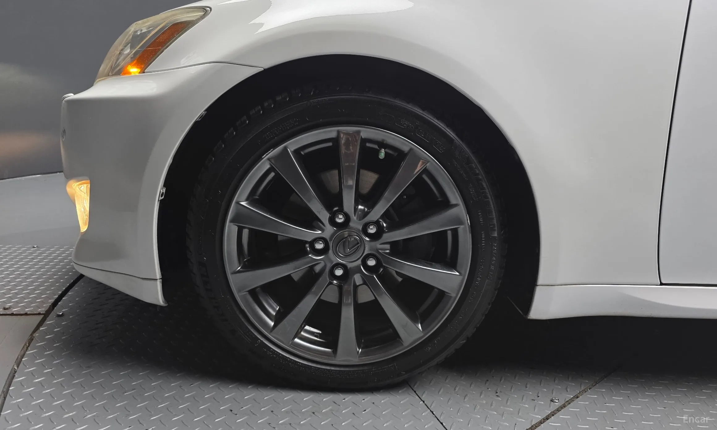 Lexus IS250 превью 5