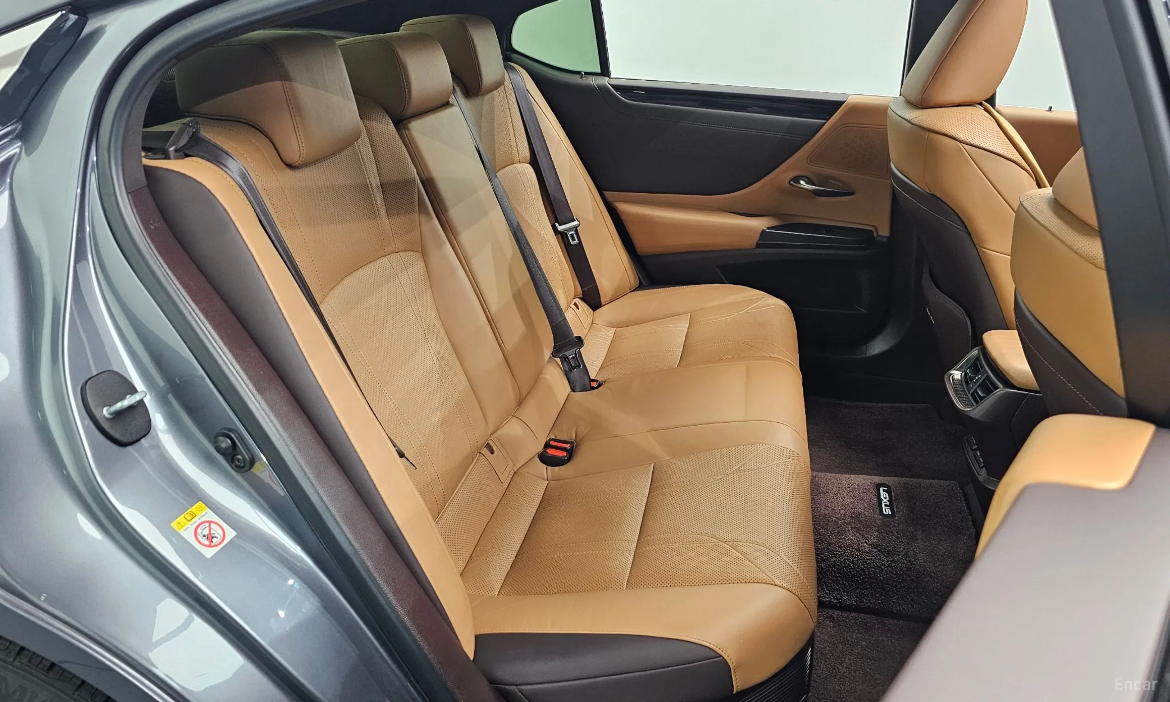 Lexus ES300h 7th Generation превью 11