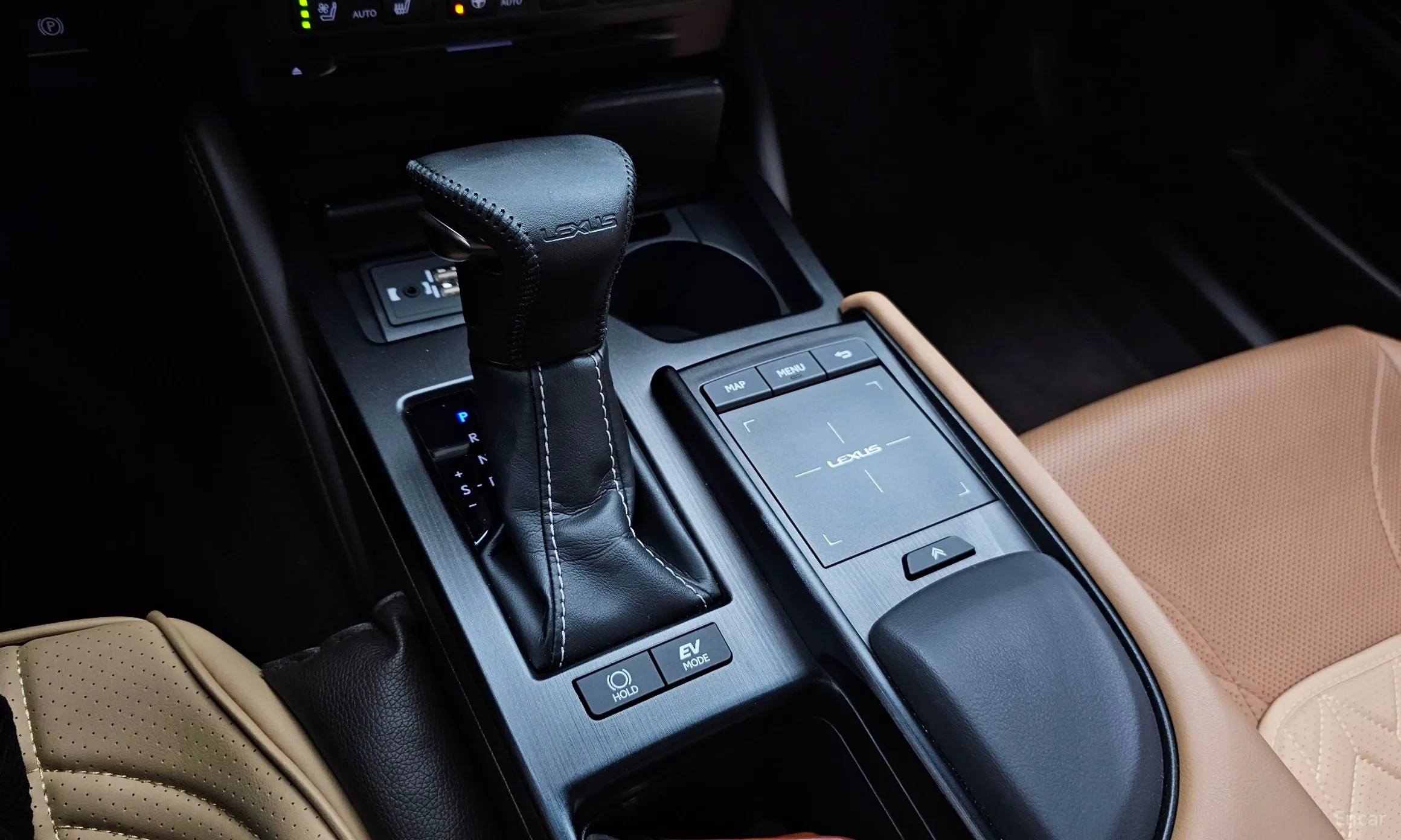 Lexus ES300h 7th Generation превью 9