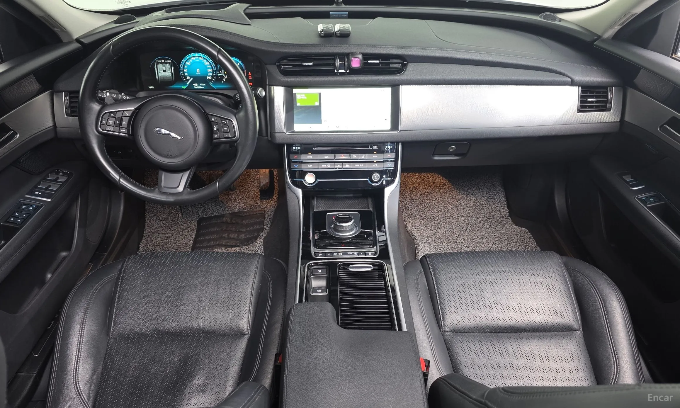 Jaguar XF (x260) превью 7