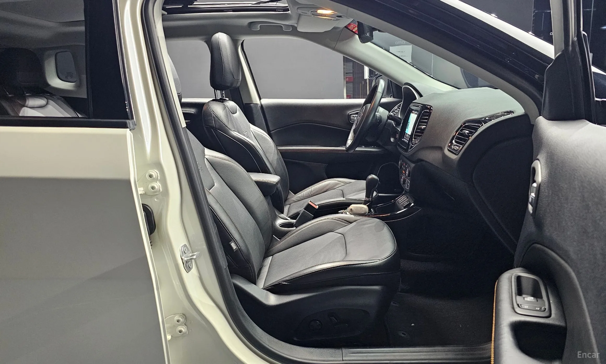 Jeep Compass 2nd Generation превью 11
