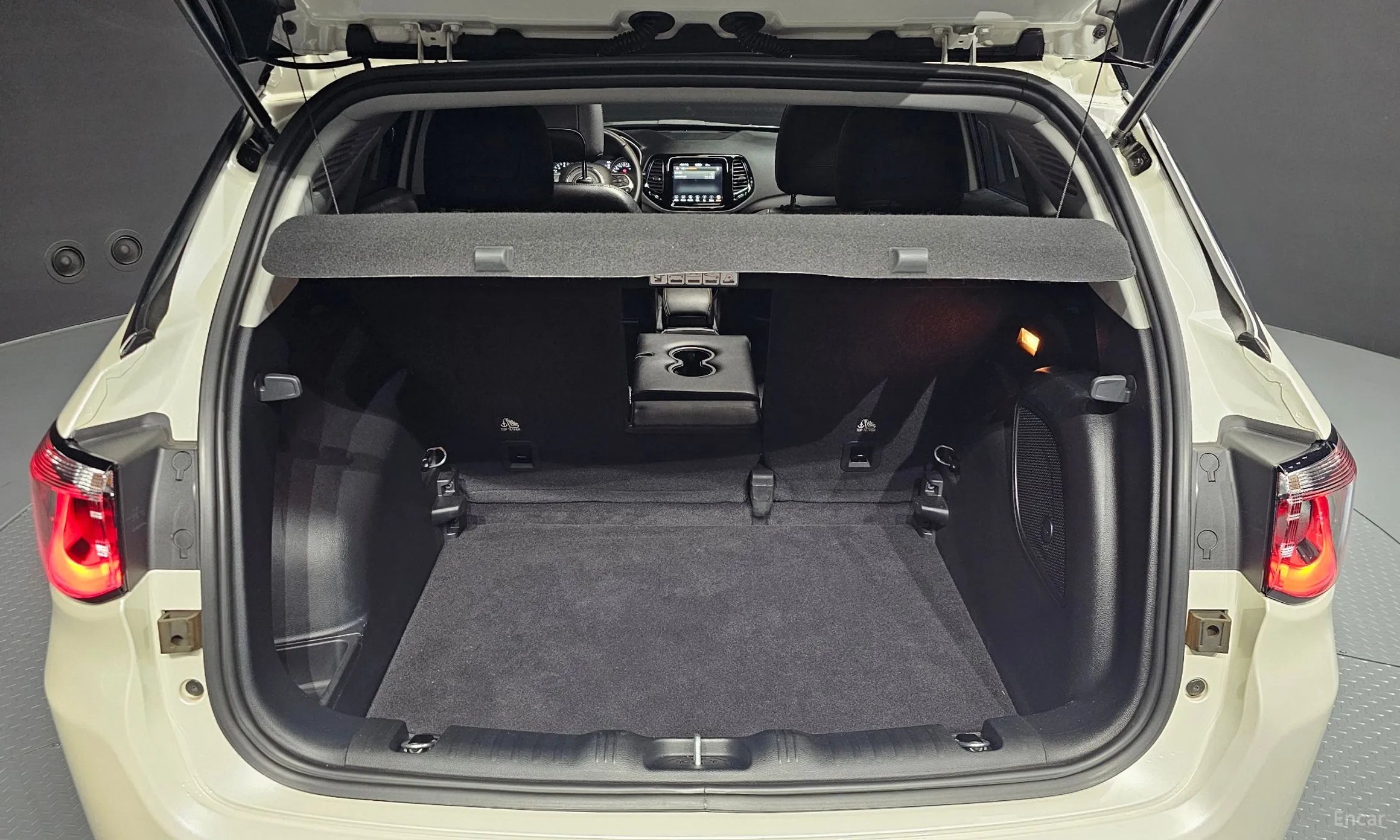 Jeep Compass 2nd Generation превью 20