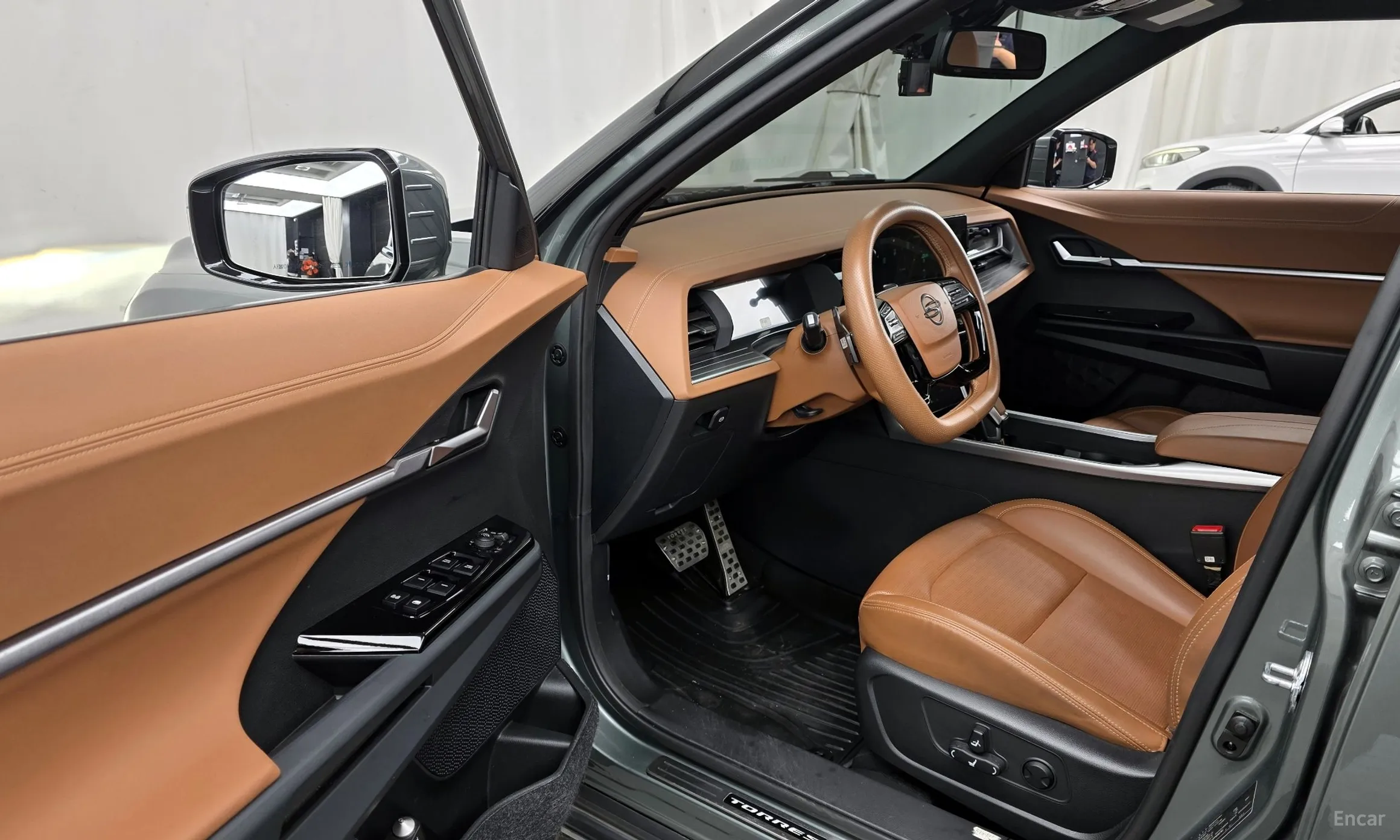 KG Mobility (SsangYong) Torres превью 10
