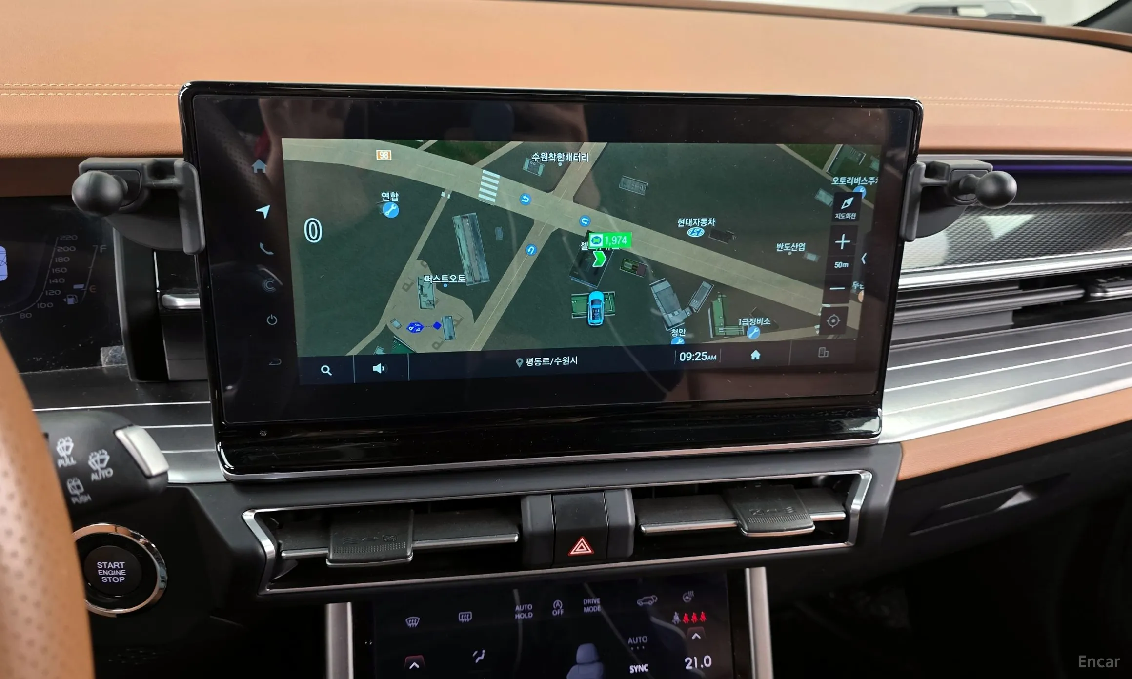KG Mobility (SsangYong) Torres превью 13