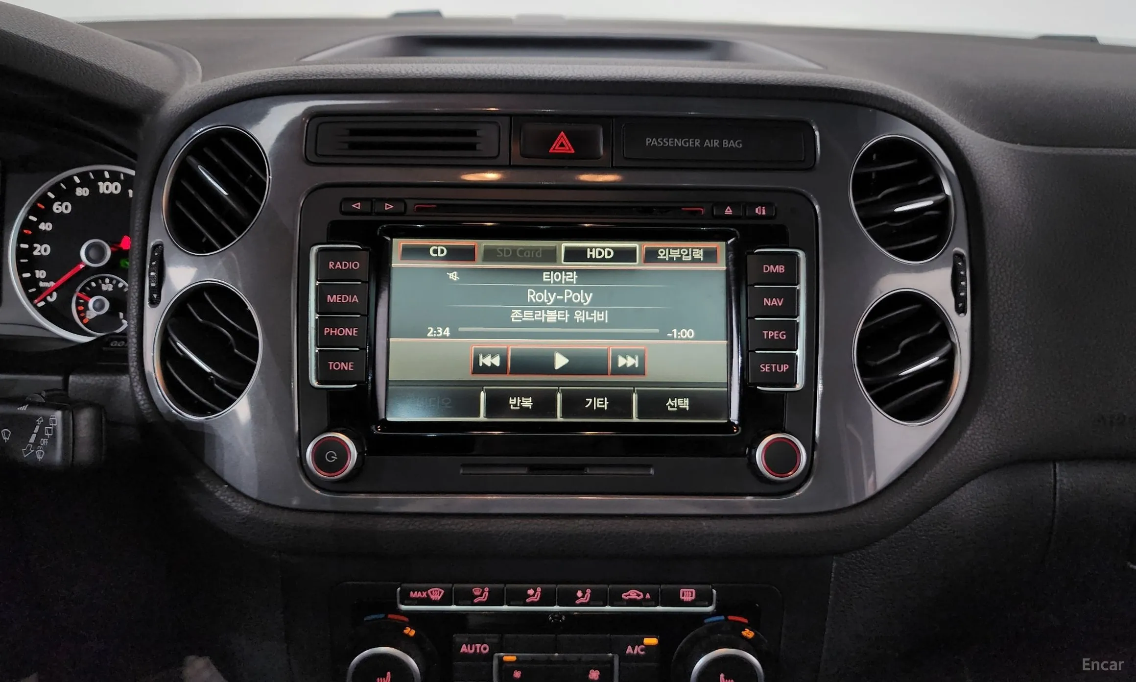 Volkswagen New Tiguan превью 16