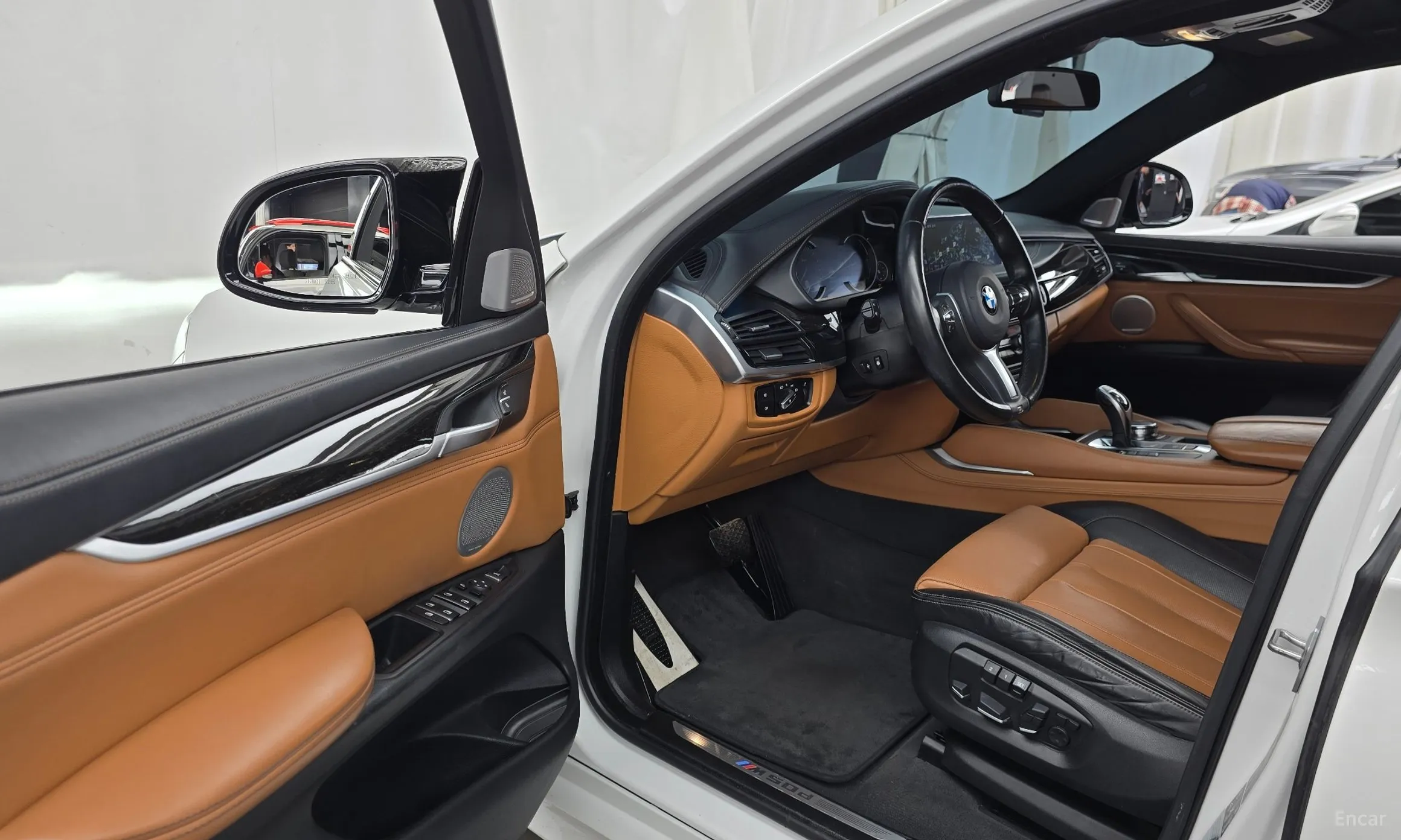 BMW X6 (F16) превью 10