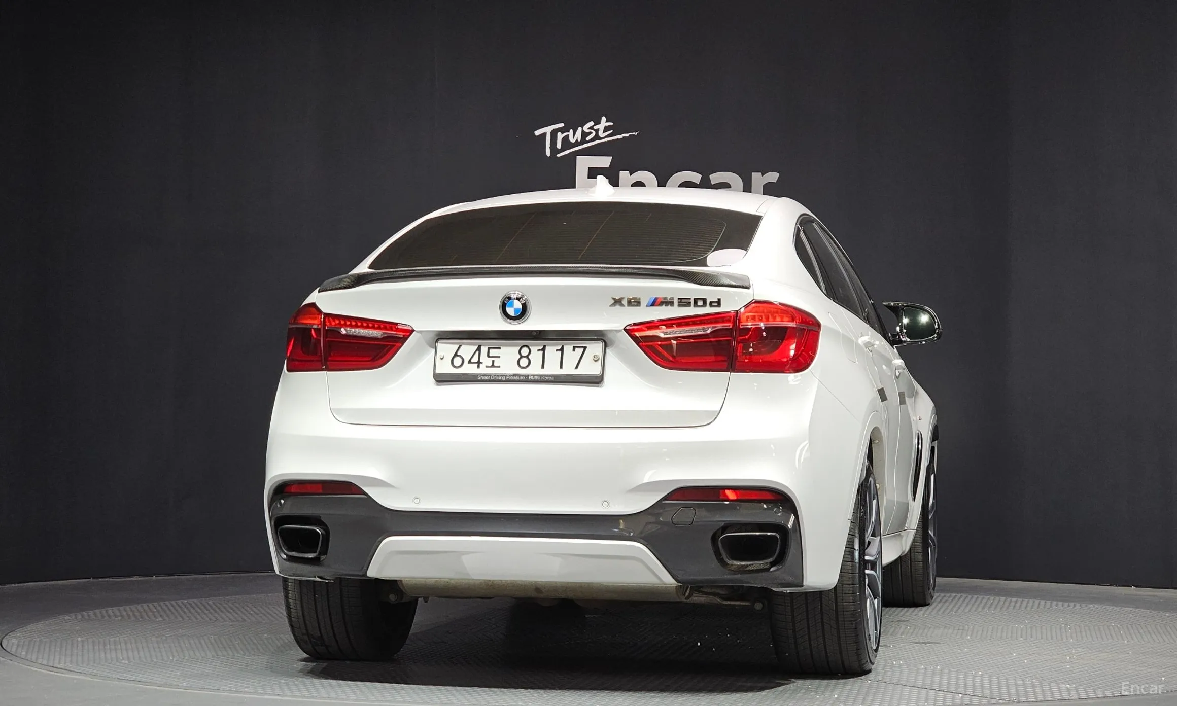 BMW X6 (F16) превью 4