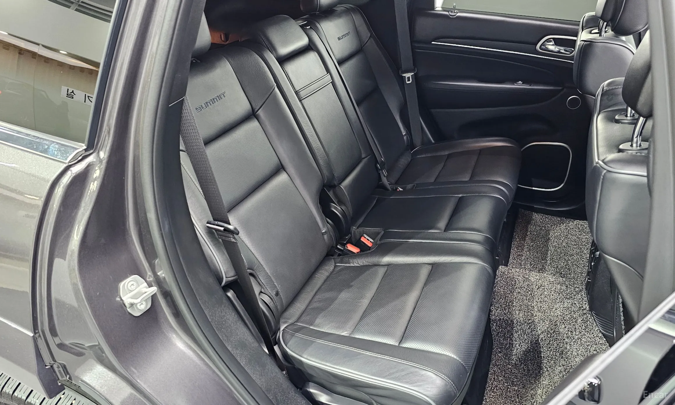 Jeep Grand Cherokee превью 11