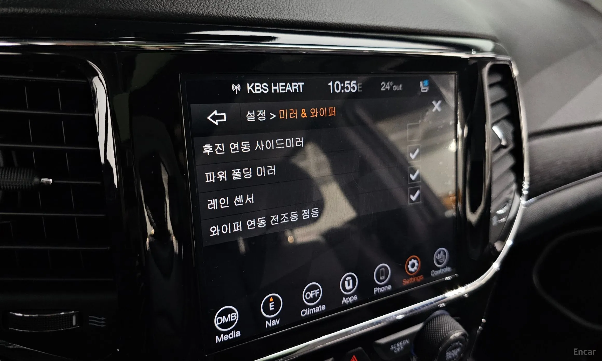 Jeep Grand Cherokee превью 15