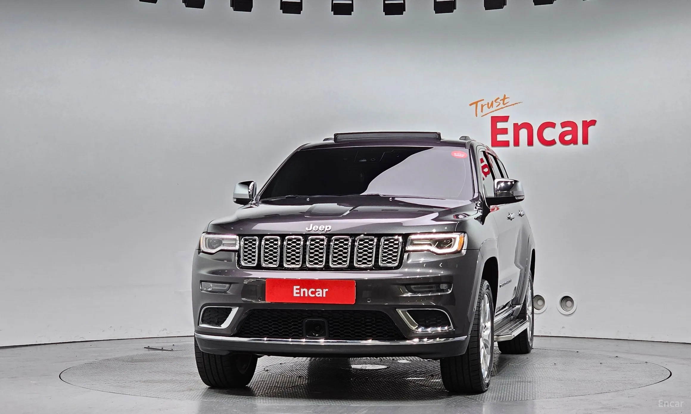 Jeep Grand Cherokee превью 3