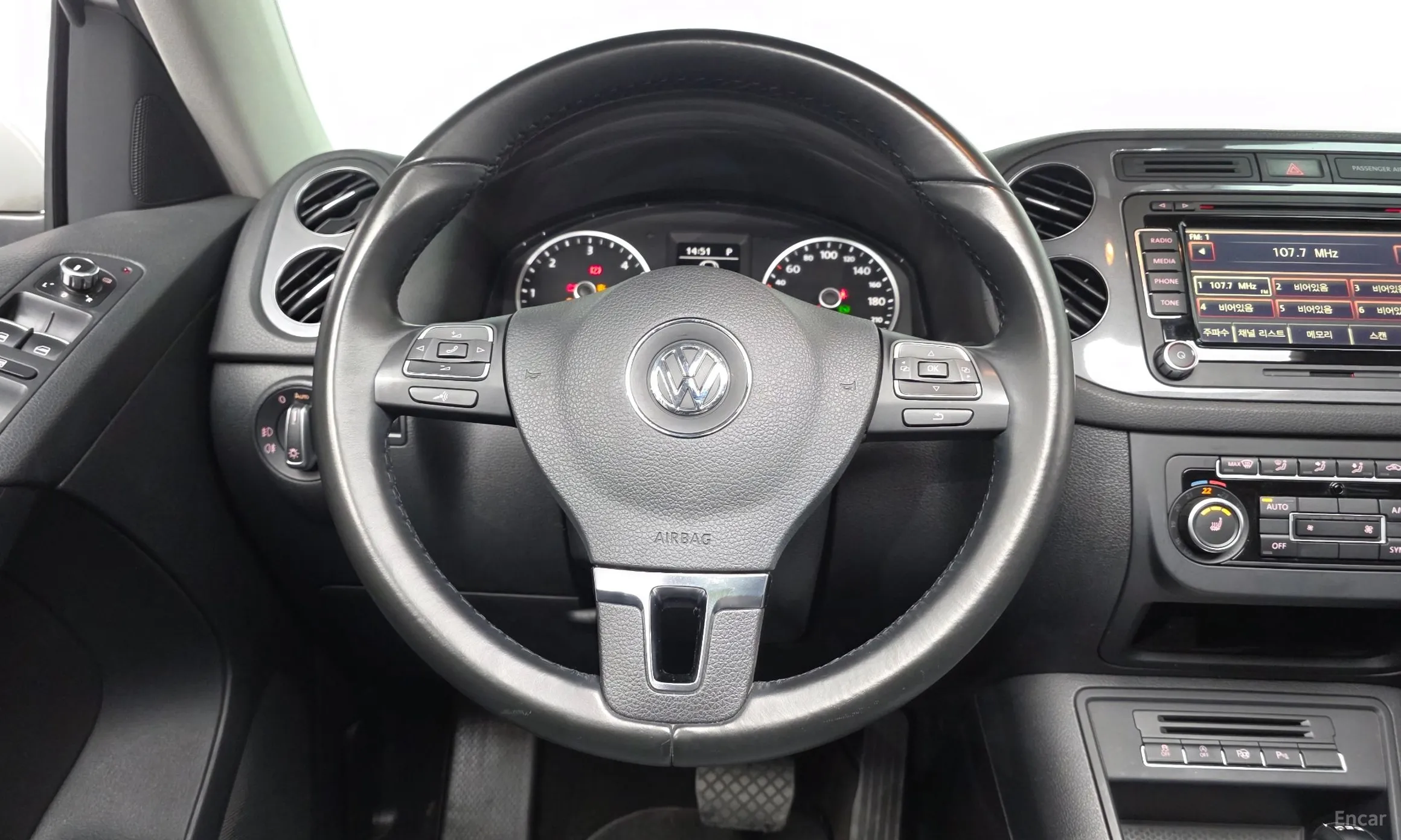 Volkswagen New Tiguan превью 13