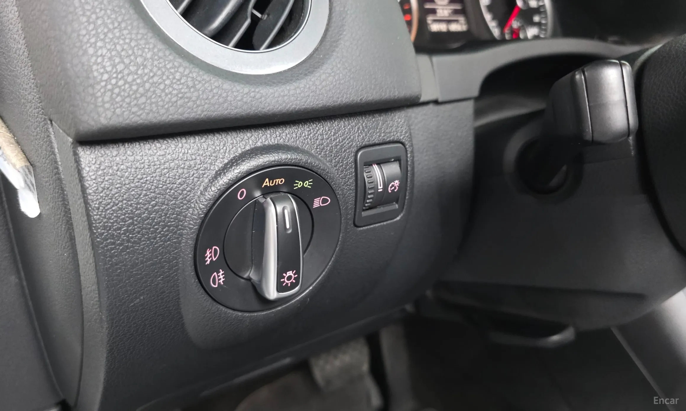 Volkswagen New Tiguan превью 17