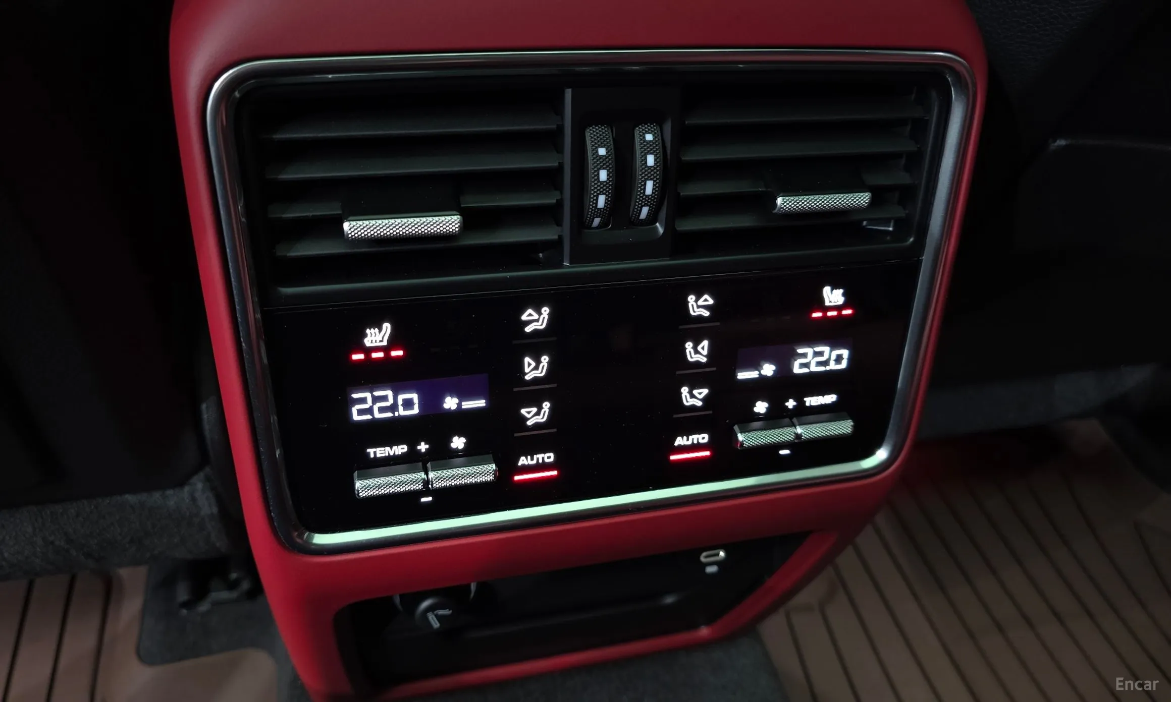 Porsche Cayenne (PO536) превью 16