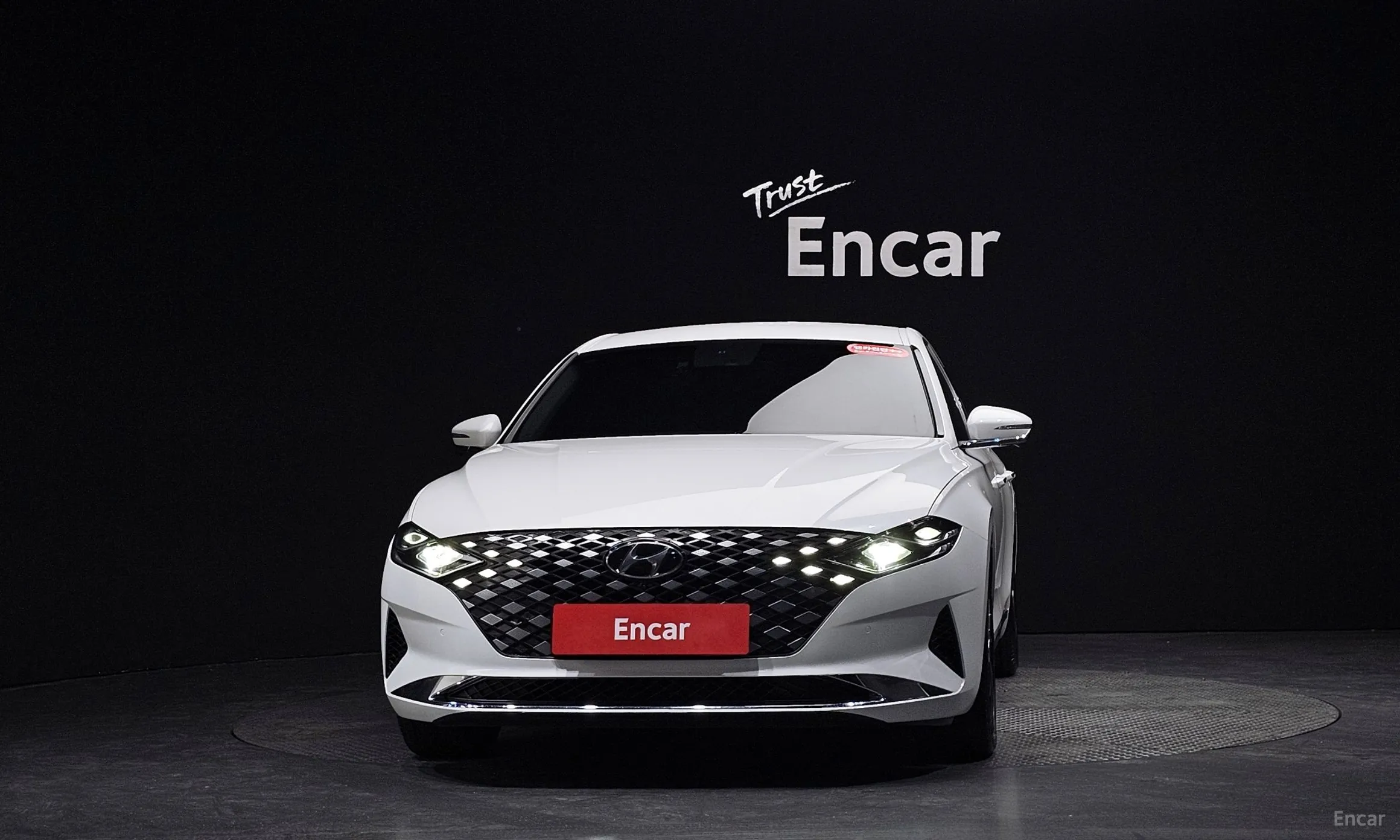 Hyundai Grandeur IG превью 3