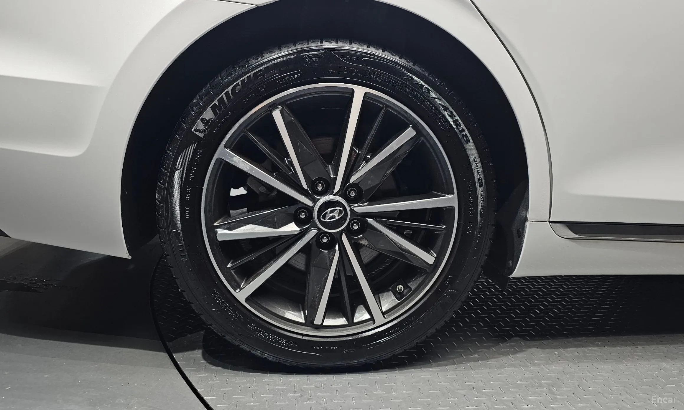 Hyundai Grandeur IG превью 5