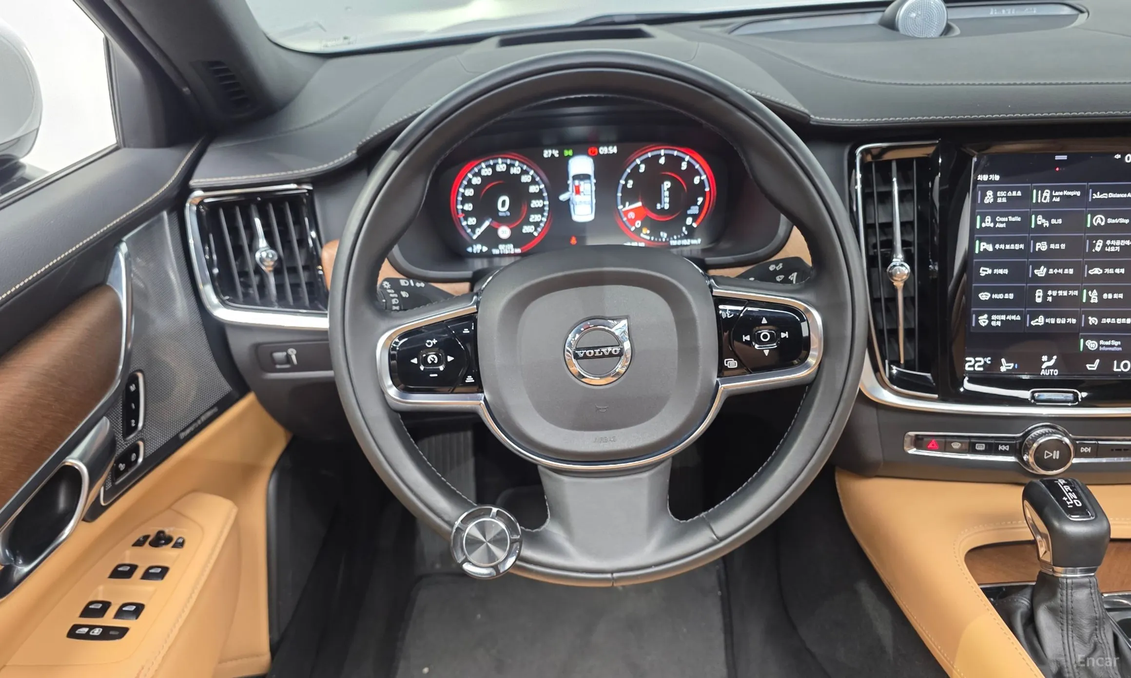 Volvo S90 превью 13