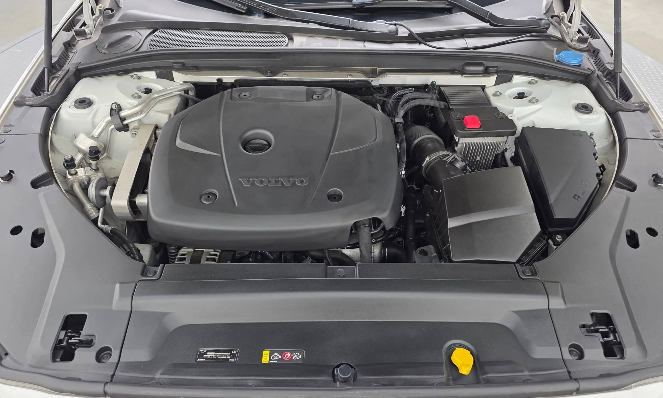 Volvo S90 превью 6