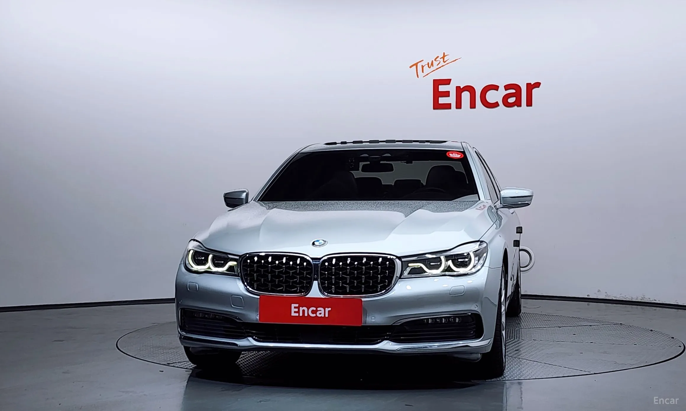 BMW 7 Series (G11) превью 3