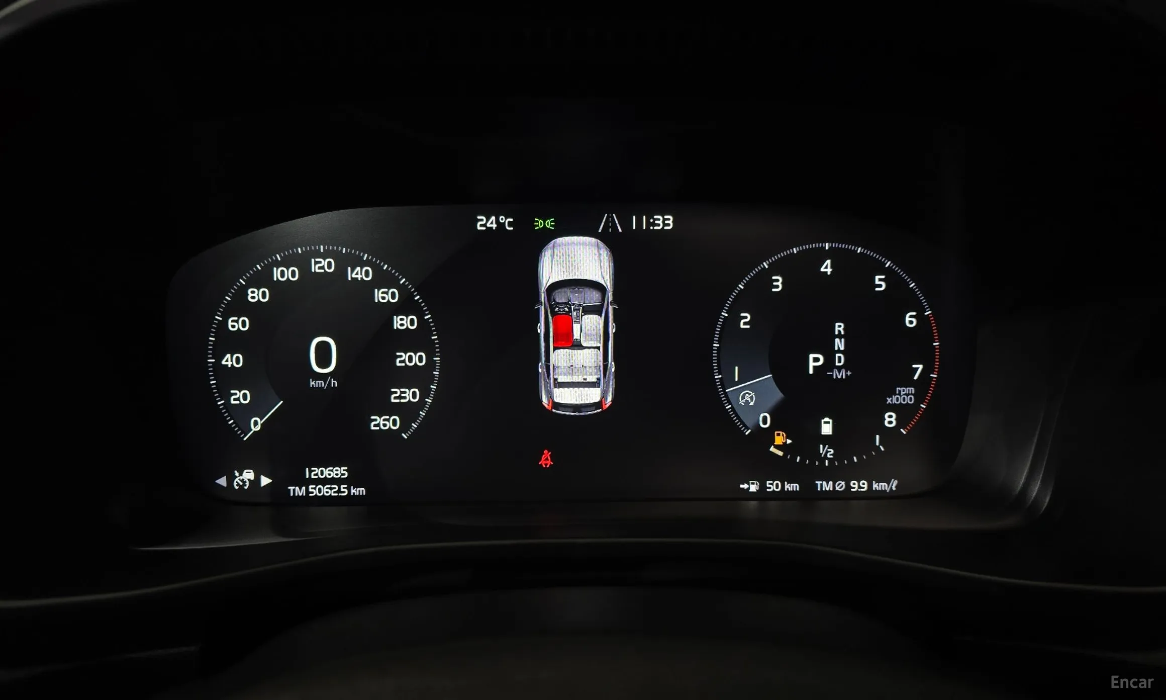 Volvo XC40 превью 8